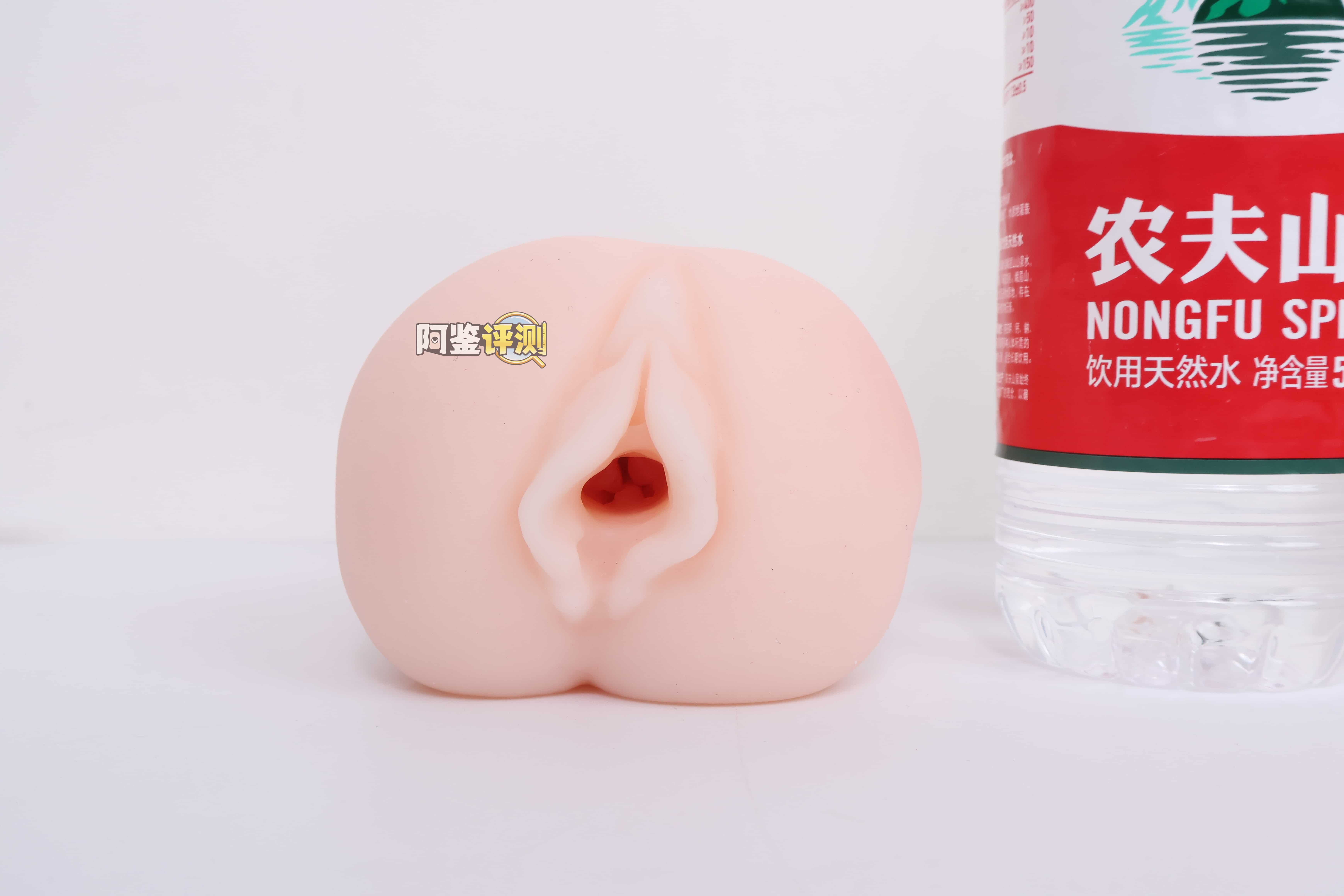 魔眼——”反转五重奏”评测！舒适丝滑的纵向立体感，但内部空间太大导致包裹并不好