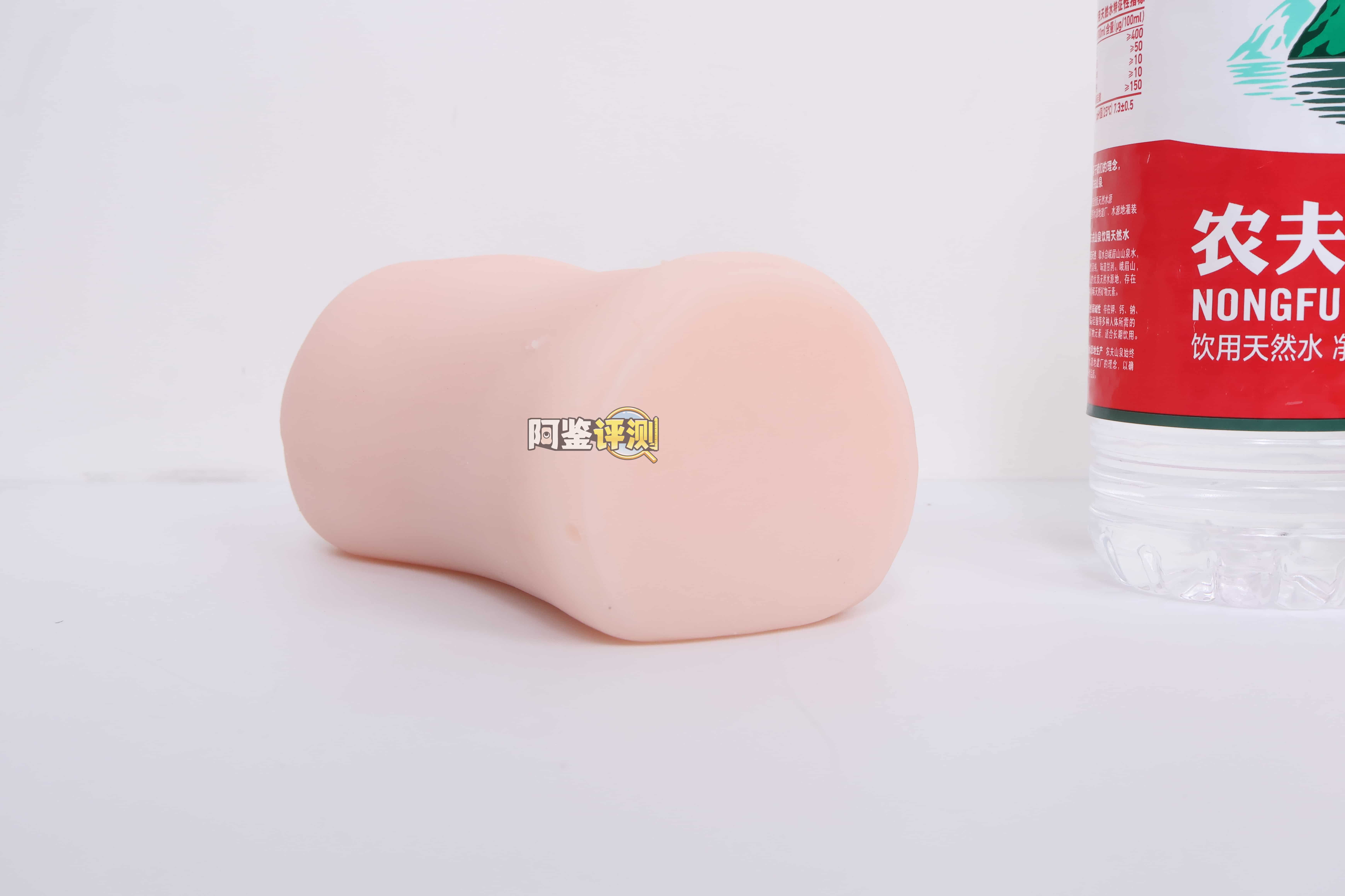 魔眼——”反转五重奏”评测！舒适丝滑的纵向立体感，但内部空间太大导致包裹并不好