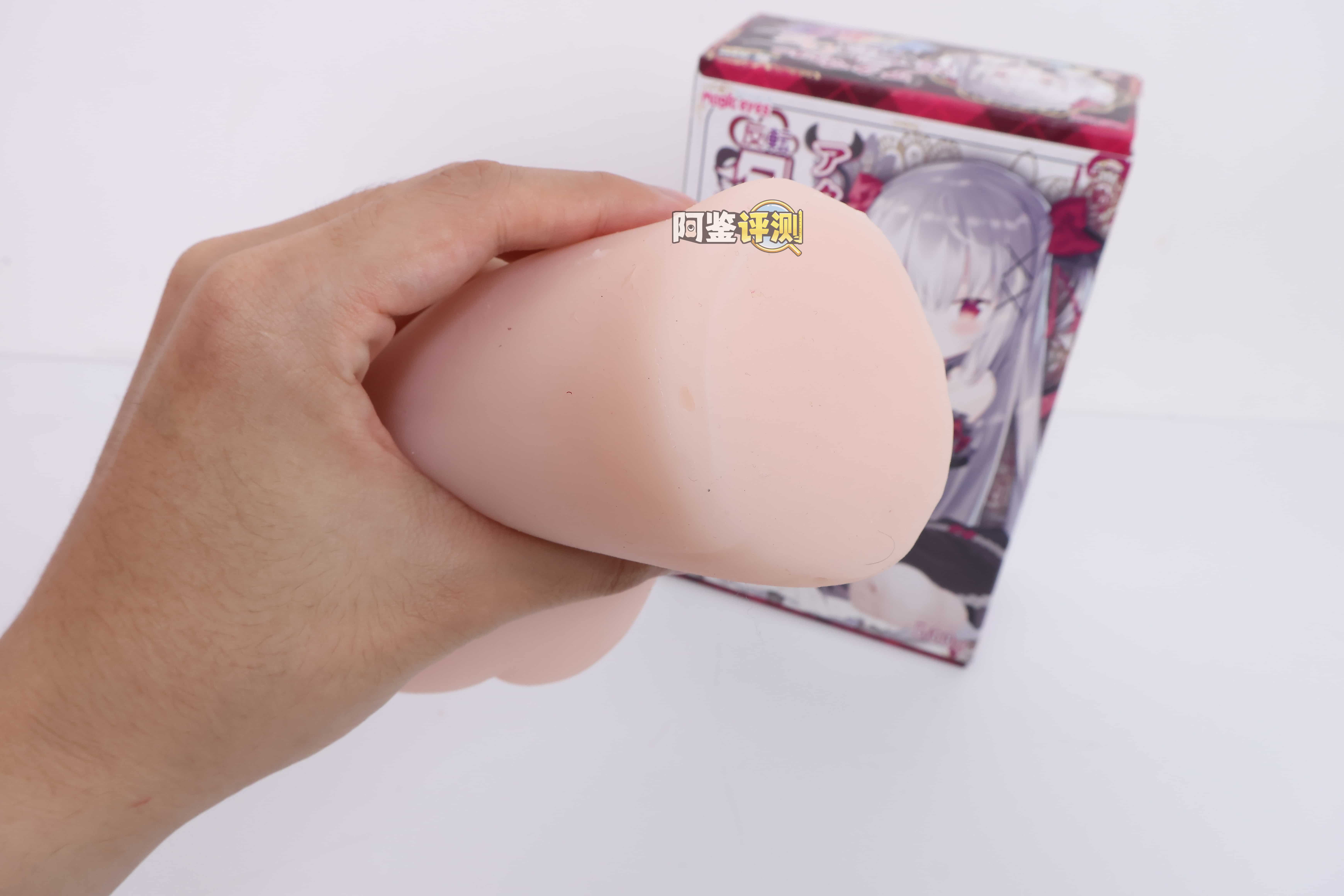 魔眼——”反转五重奏”评测！舒适丝滑的纵向立体感，但内部空间太大导致包裹并不好