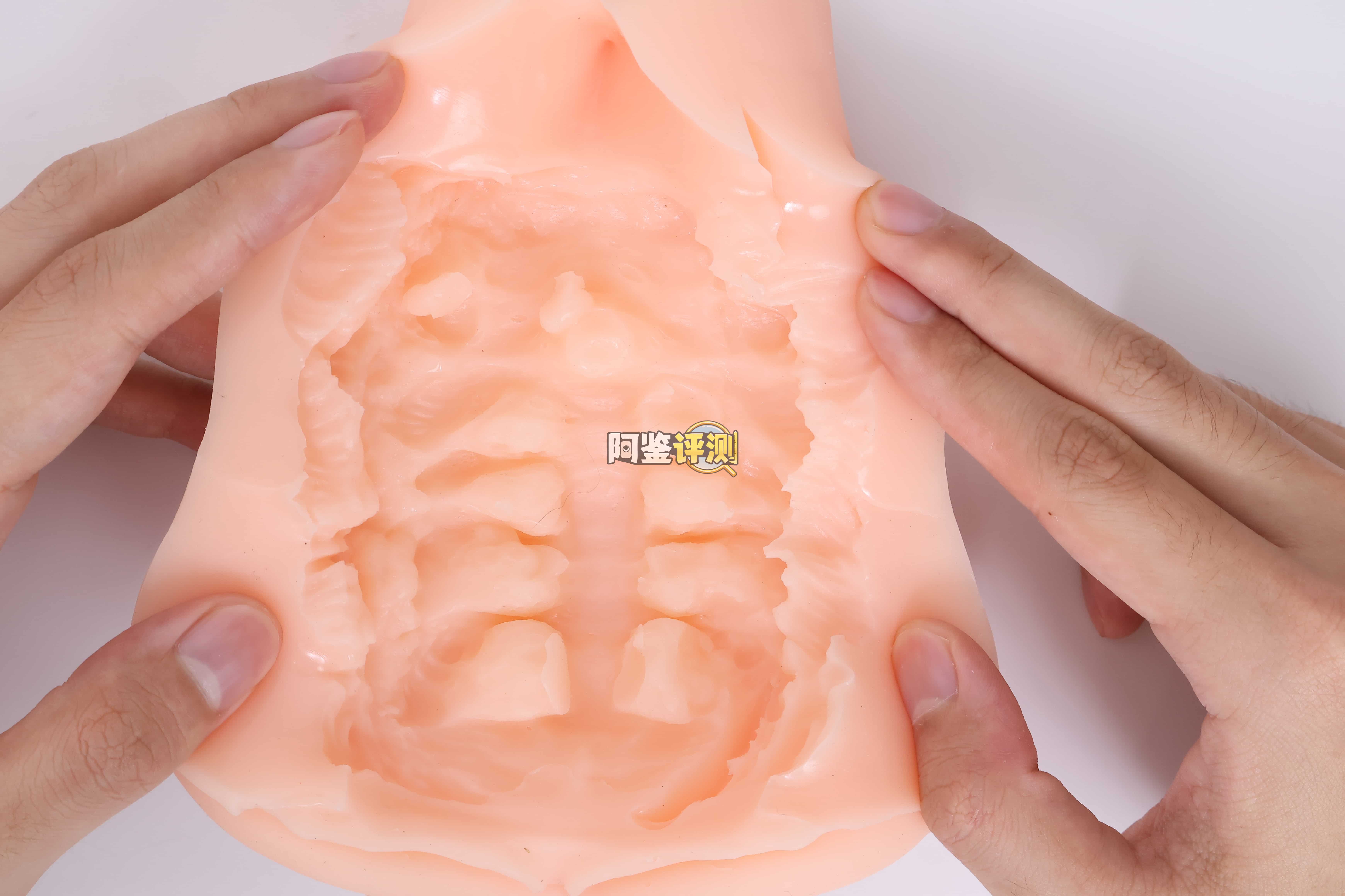 汤马托易士——”同级生”评测！底面加硬的大块“搓衣板”，用起来好像没有想象中那么有趣...