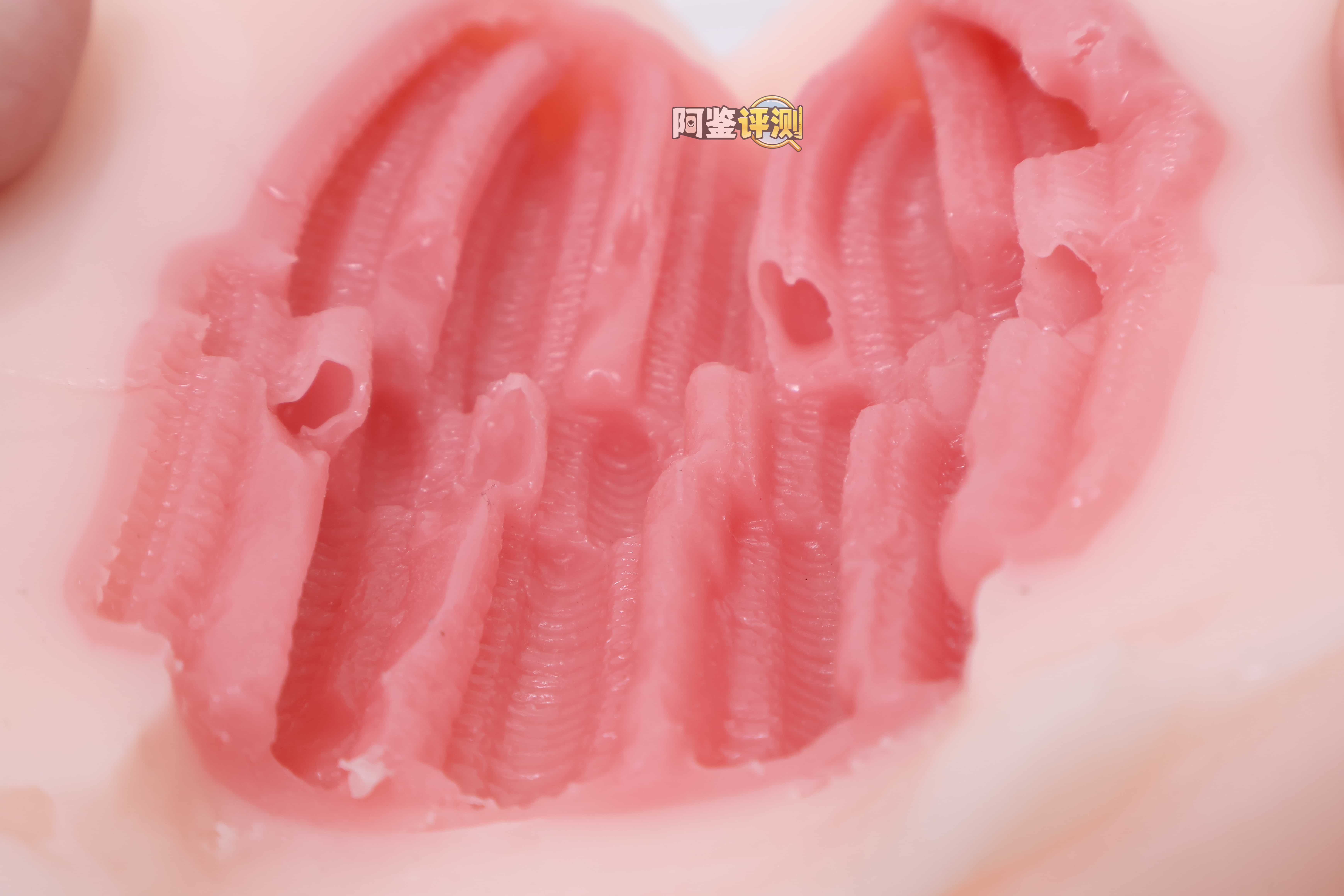 魔眼——”反转五重奏”评测！舒适丝滑的纵向立体感，但内部空间太大导致包裹并不好