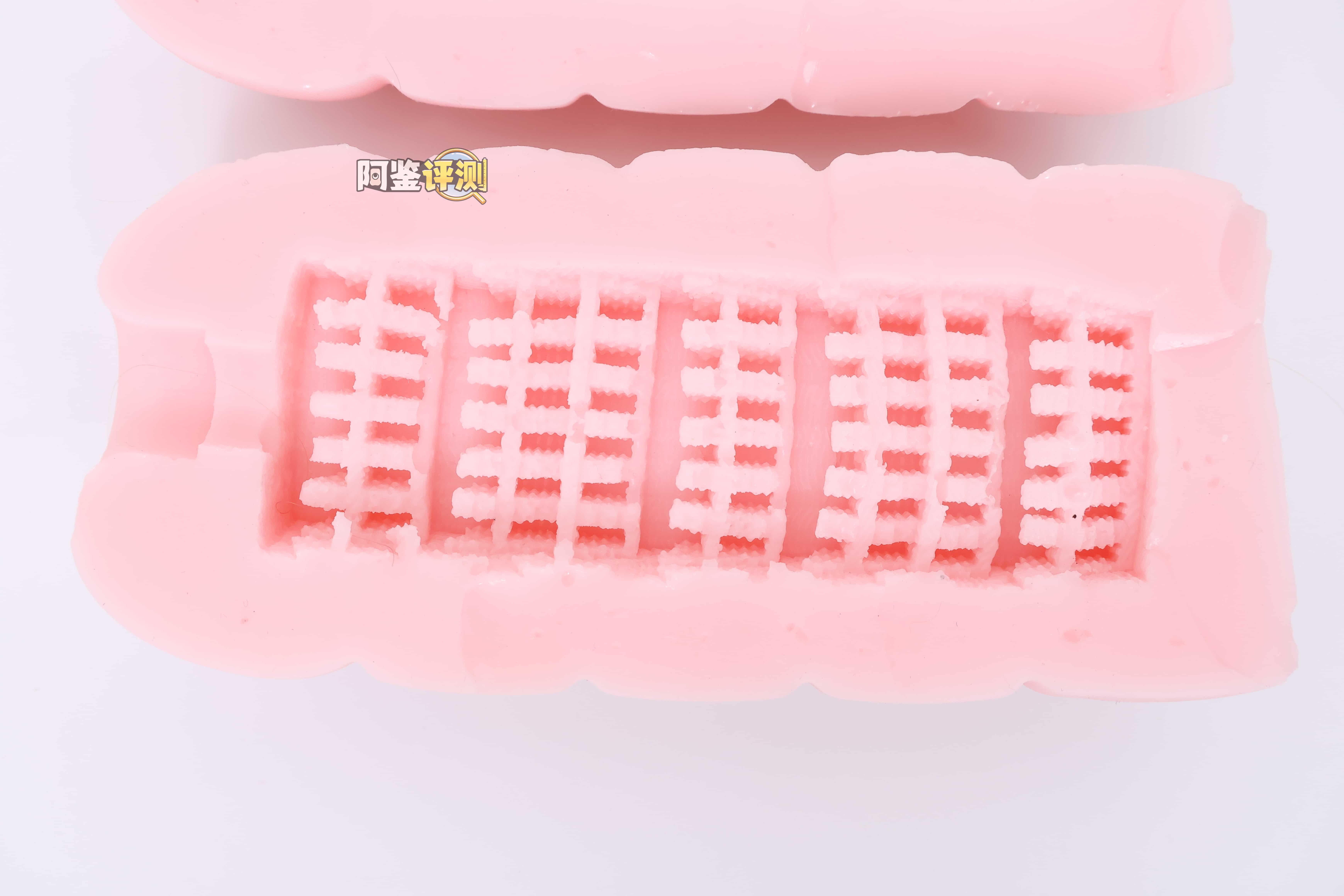 COOLP——”雌国巡礼”评测！栅栏形状的双面剐蹭纹理，暴力又Q弹的特殊剐蹭感