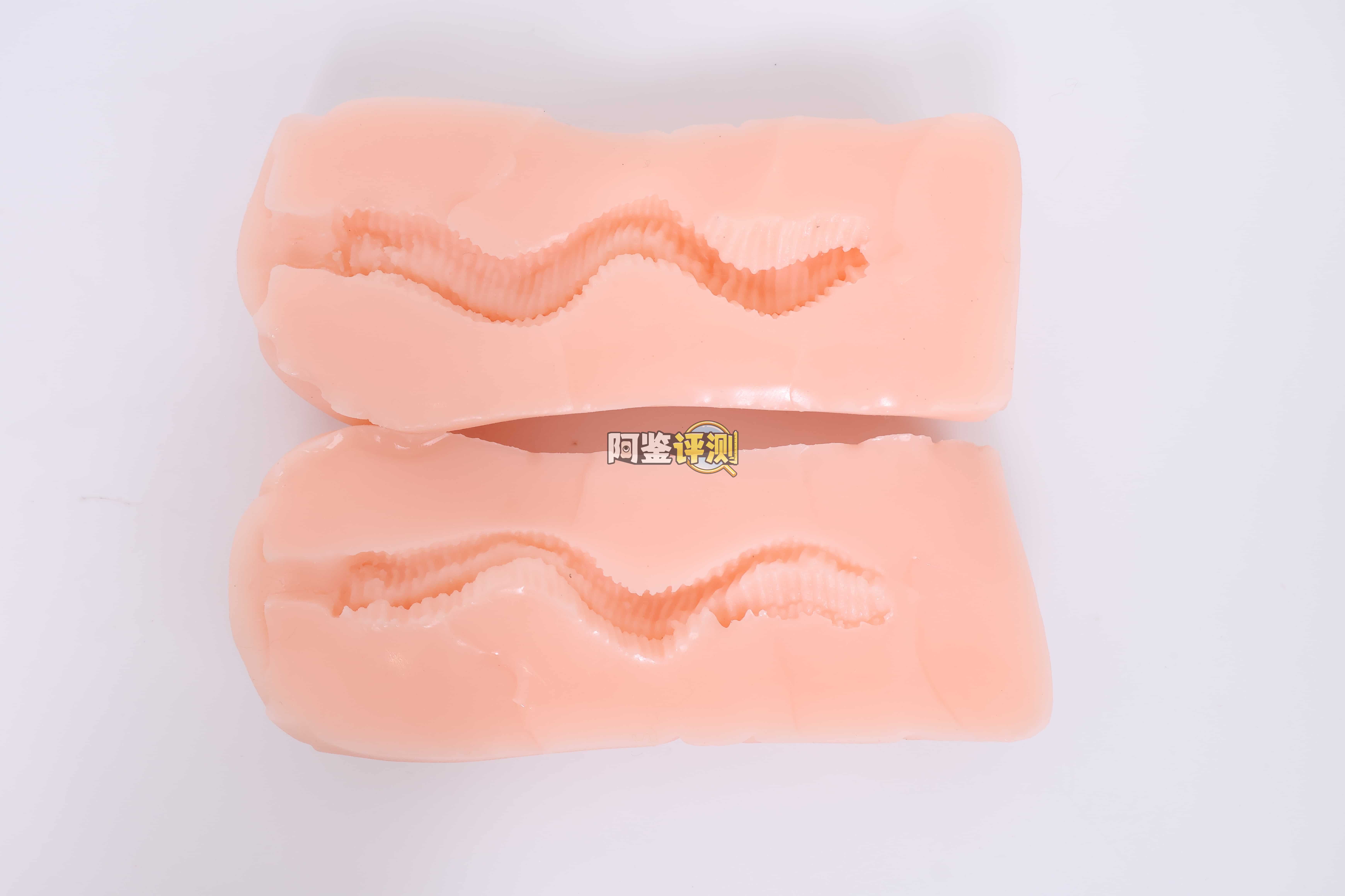 汤马托易士——”制服美少女”评测!充满棱角和剐蹭的脂软慢玩,也是别有一番风味!