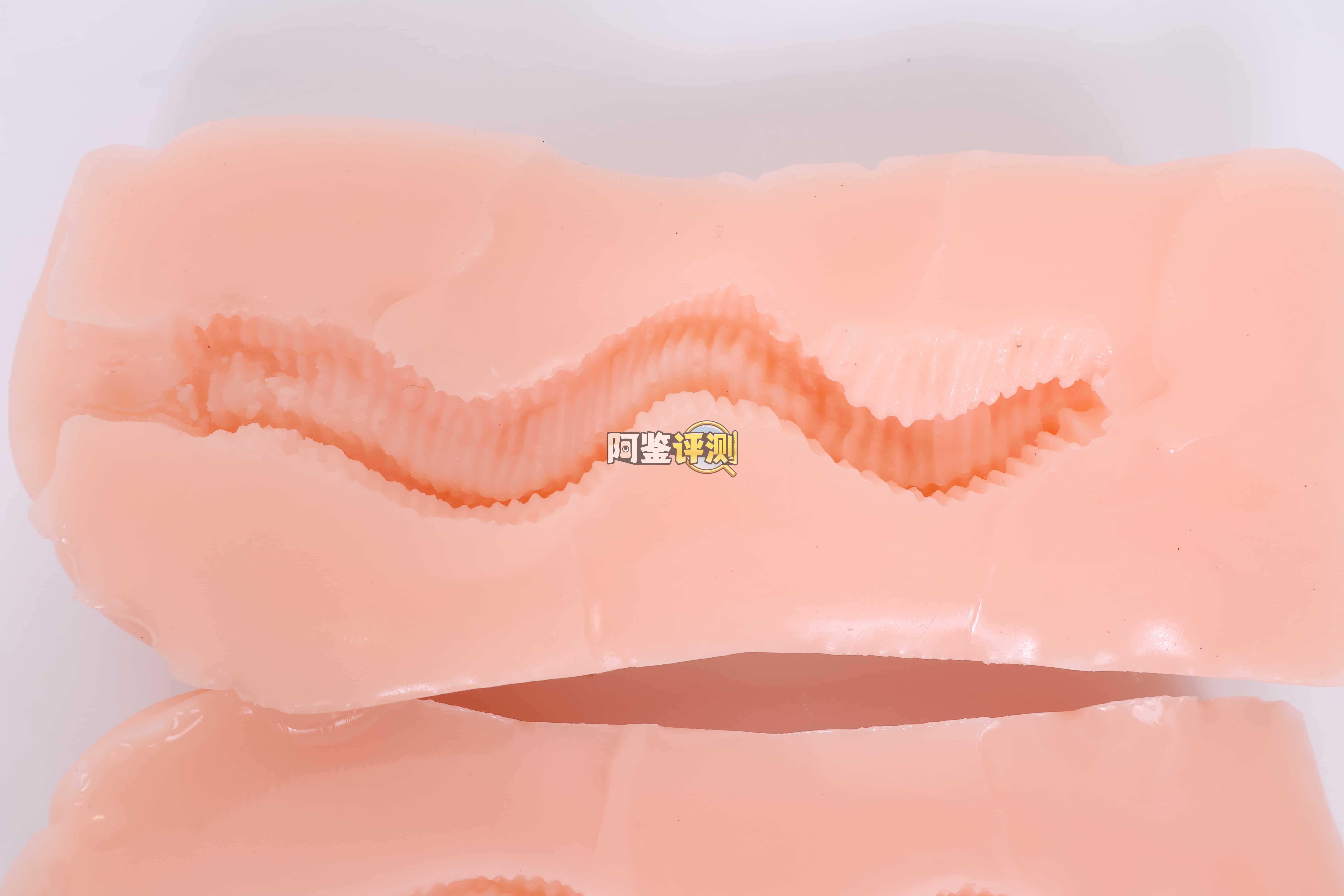 汤马托易士——”制服美少女”评测!充满棱角和剐蹭的脂软慢玩,也是别有一番风味!