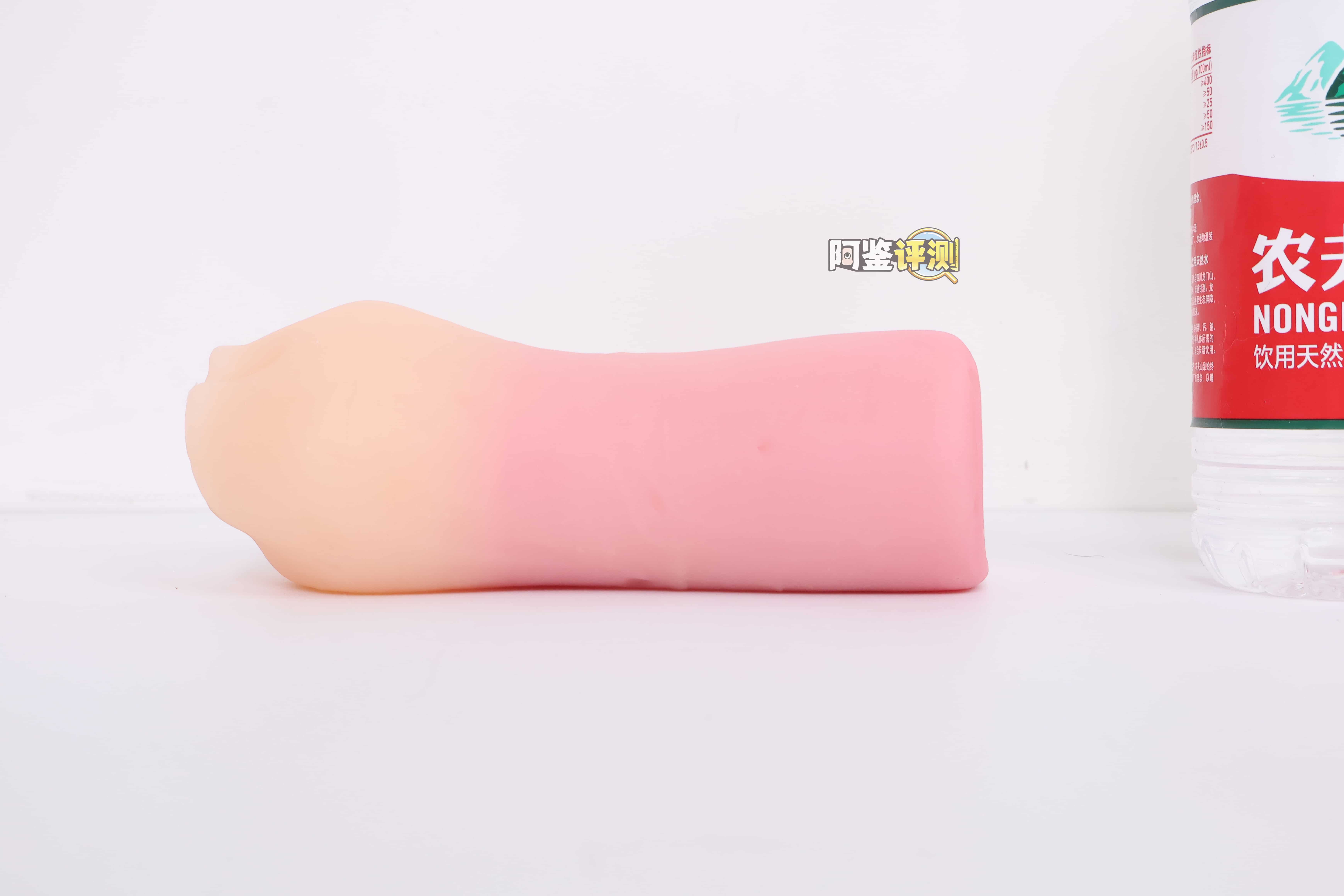 A-one——”回转双唇”评测！孩子们，这根本就不是口交杯....