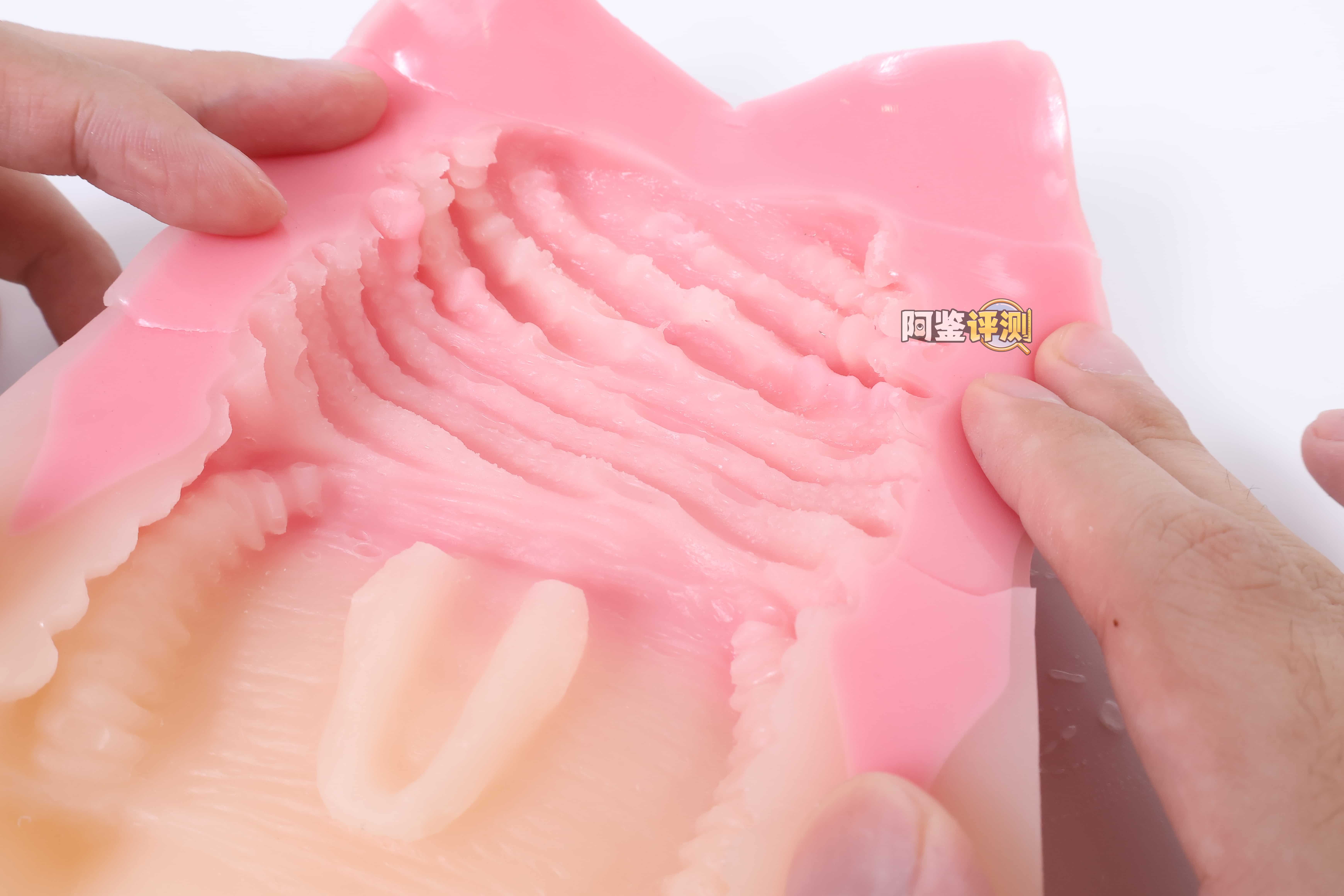 A-one——”回转双唇”评测！孩子们，这根本就不是口交杯....