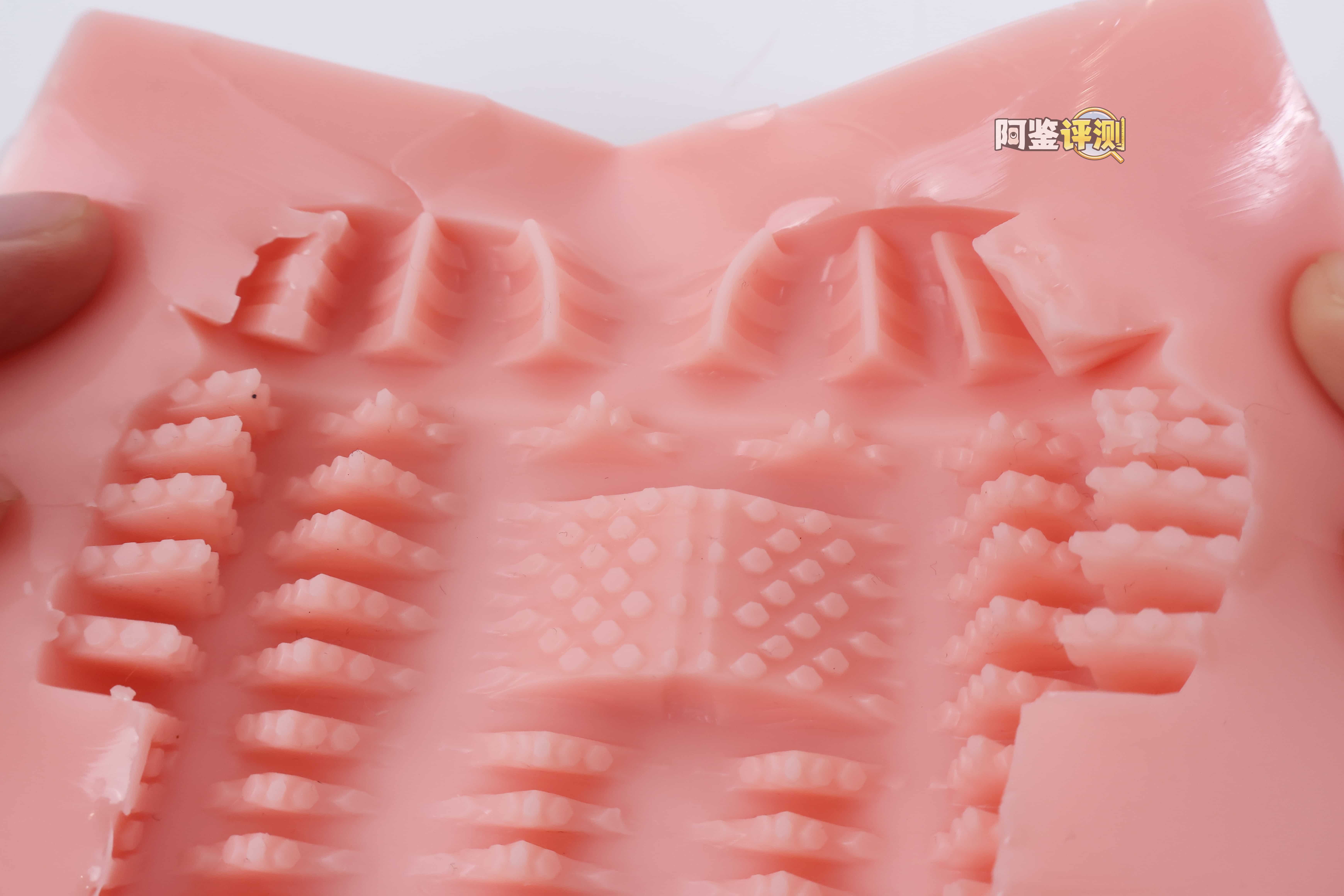 对子哈特——”宝石术士”评测！与排气法完全无缘的大空腔小杯，纹理的密度太低体验非常空洞