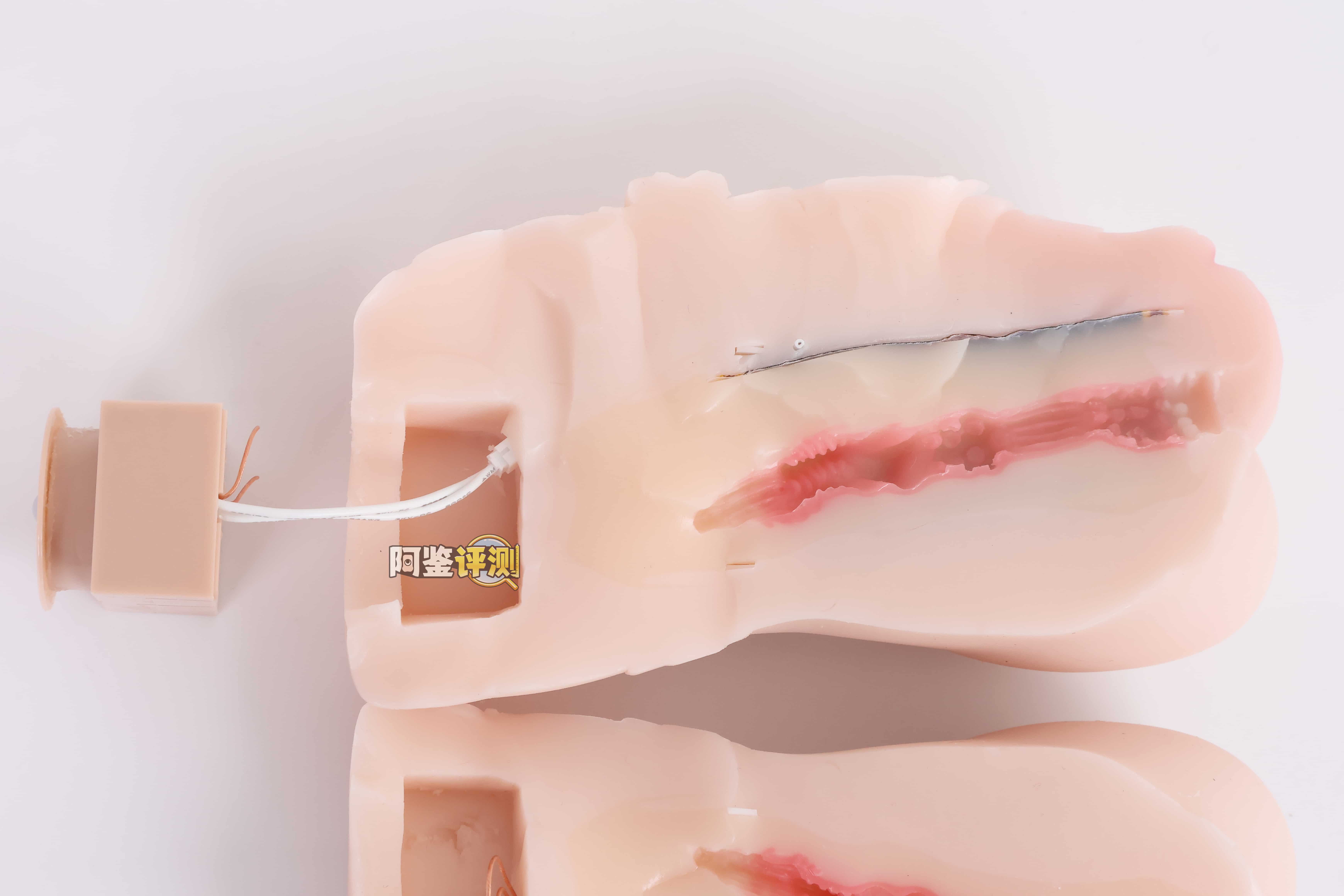 YUU——”热热子五代”评测！换汤不换药的公式产品，通道体验上感觉不到进步