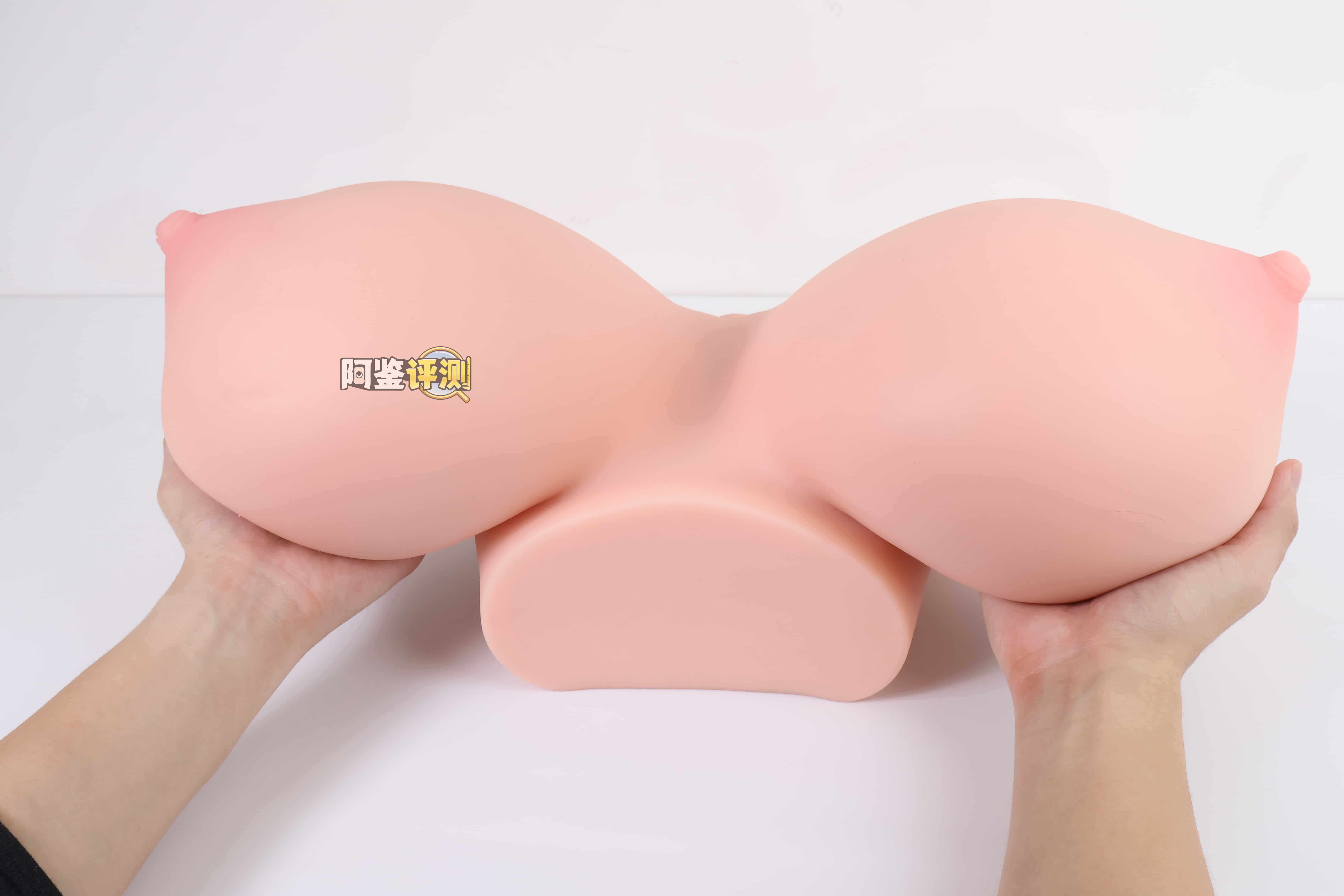 GOSE——”爆乳魔皇”评测！带身体厚度的超大重量胸模，设计上没有缺陷但实用的角度并不算很多