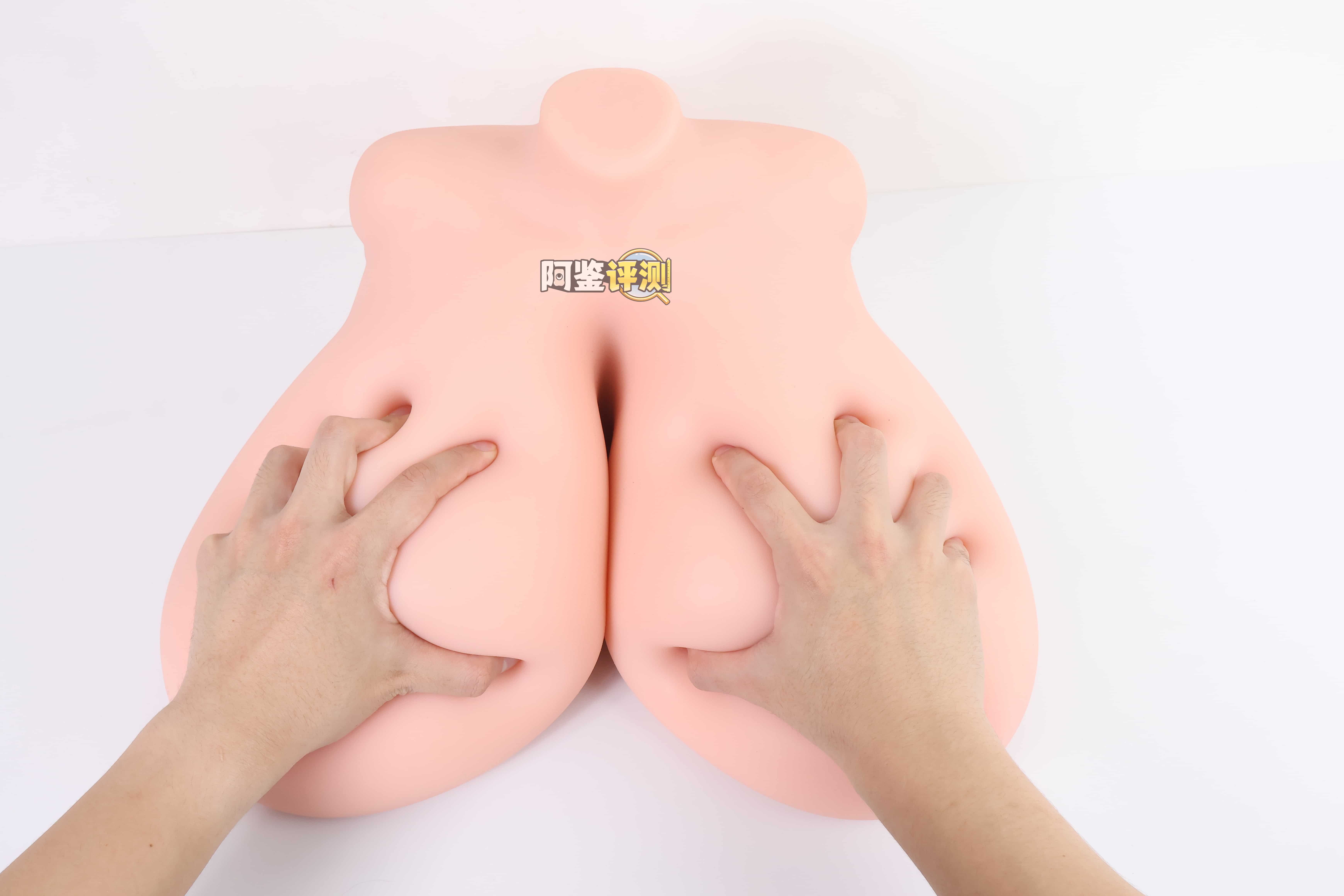 GOSE——”爆乳魔皇”评测！带身体厚度的超大重量胸模，设计上没有缺陷但实用的角度并不算很多