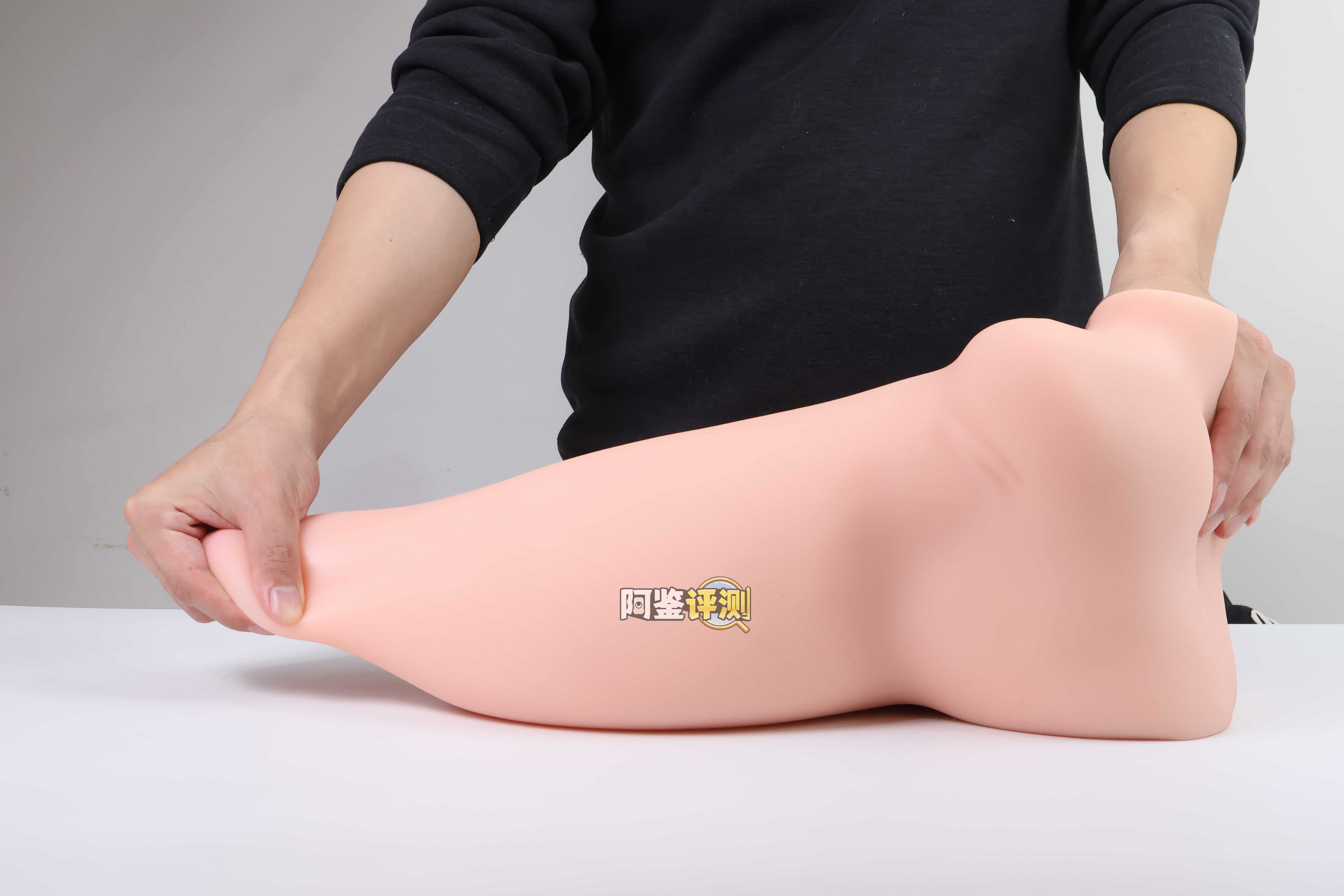 GOSE——”爆乳魔皇”评测！带身体厚度的超大重量胸模，设计上没有缺陷但实用的角度并不算很多