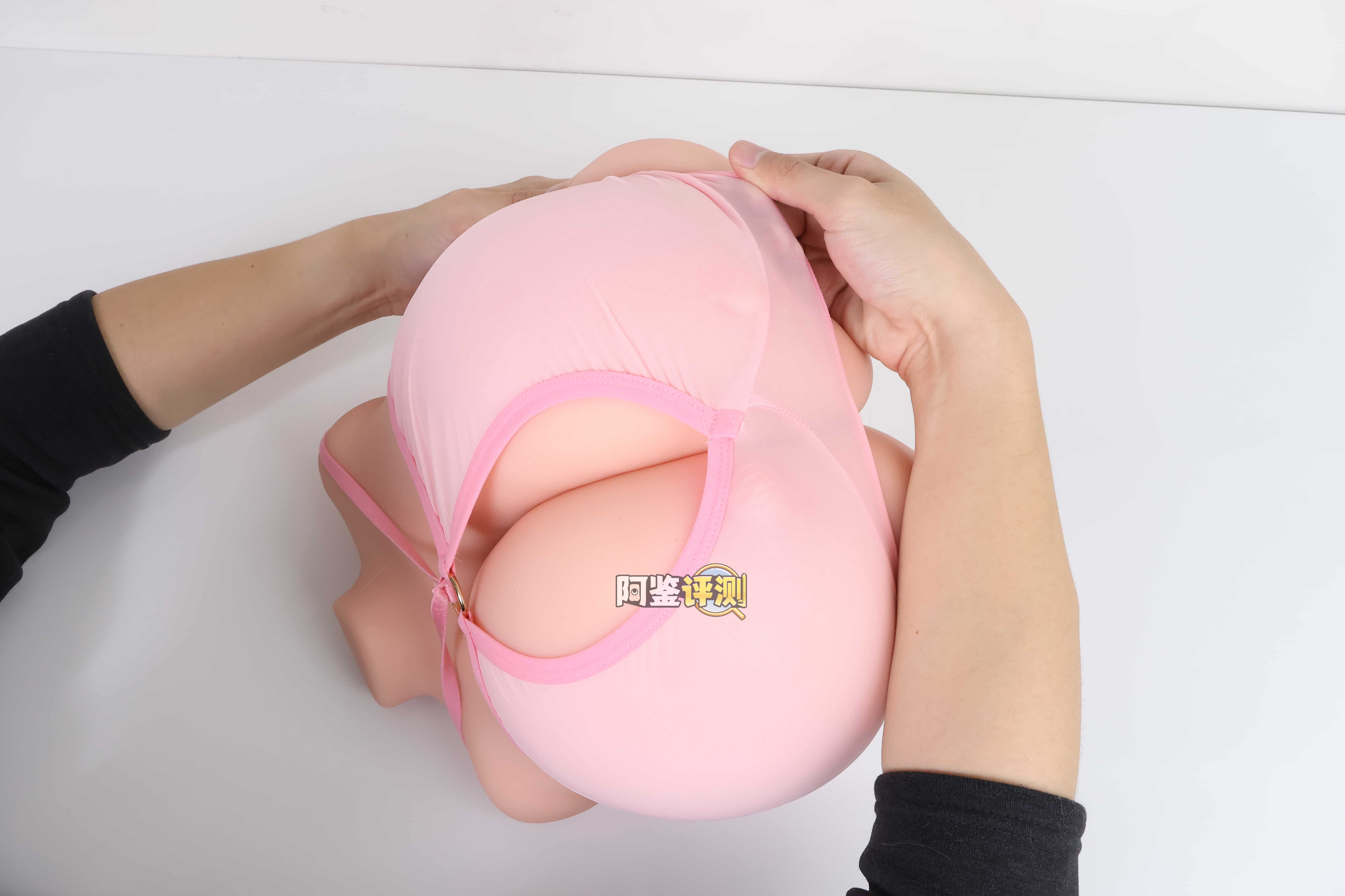 GOSE——”爆乳魔皇”评测！带身体厚度的超大重量胸模，设计上没有缺陷但实用的角度并不算很多