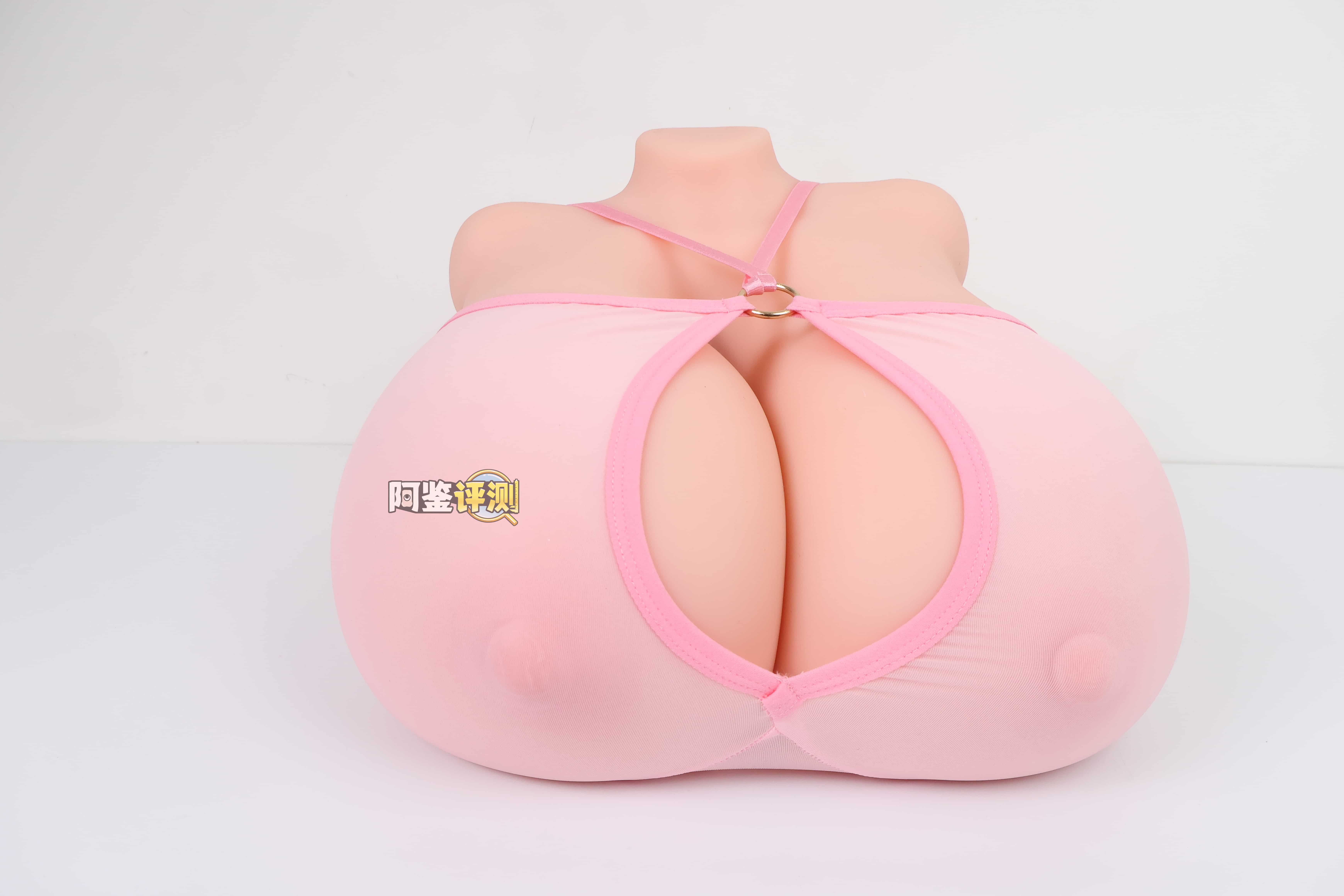 GOSE——”爆乳魔皇”评测！带身体厚度的超大重量胸模，设计上没有缺陷但实用的角度并不算很多