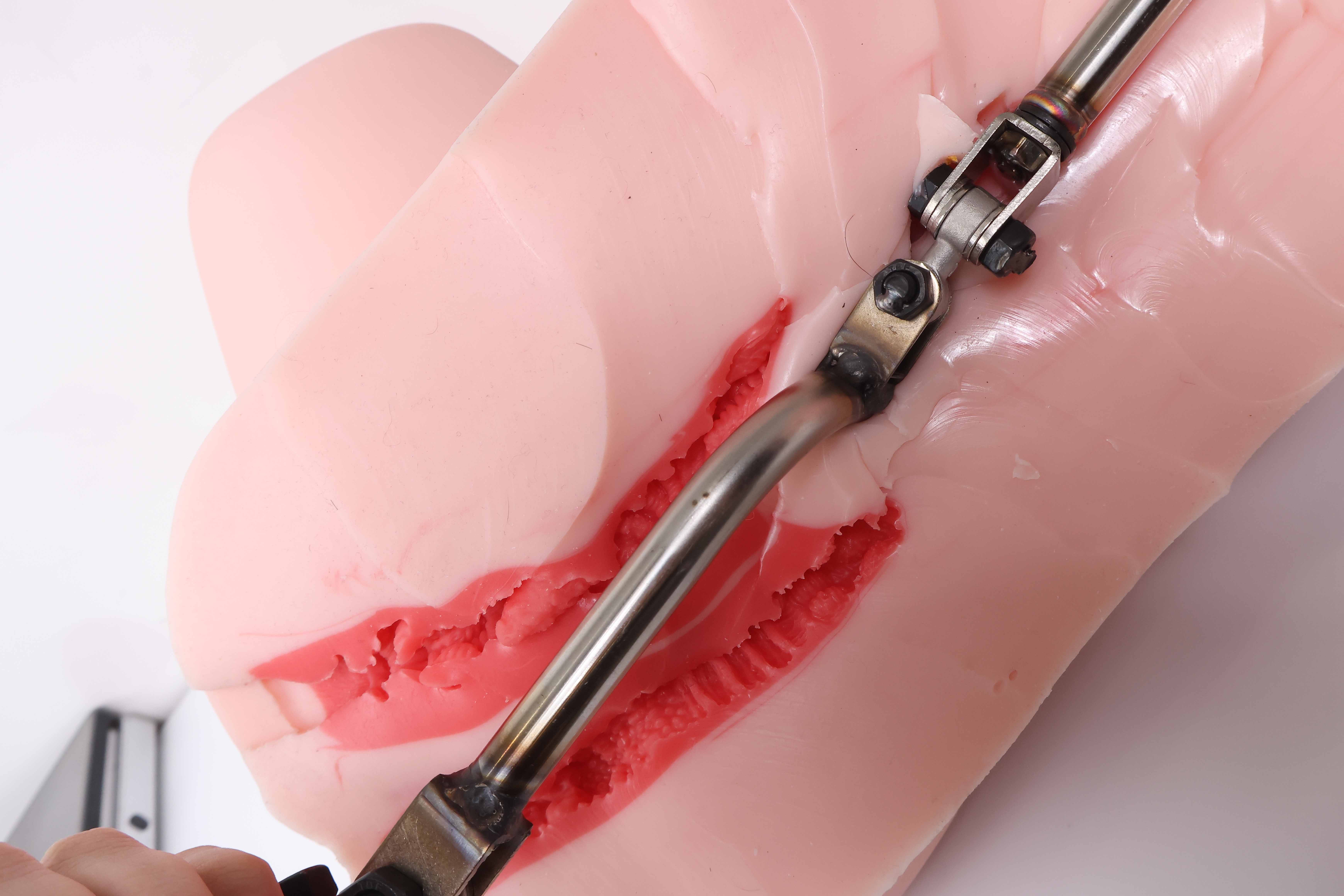 MODE——”幻乳龙娘2(觉醒篇)”评测！粗糙敷衍的难绷造型，属于是为了抄而抄了...