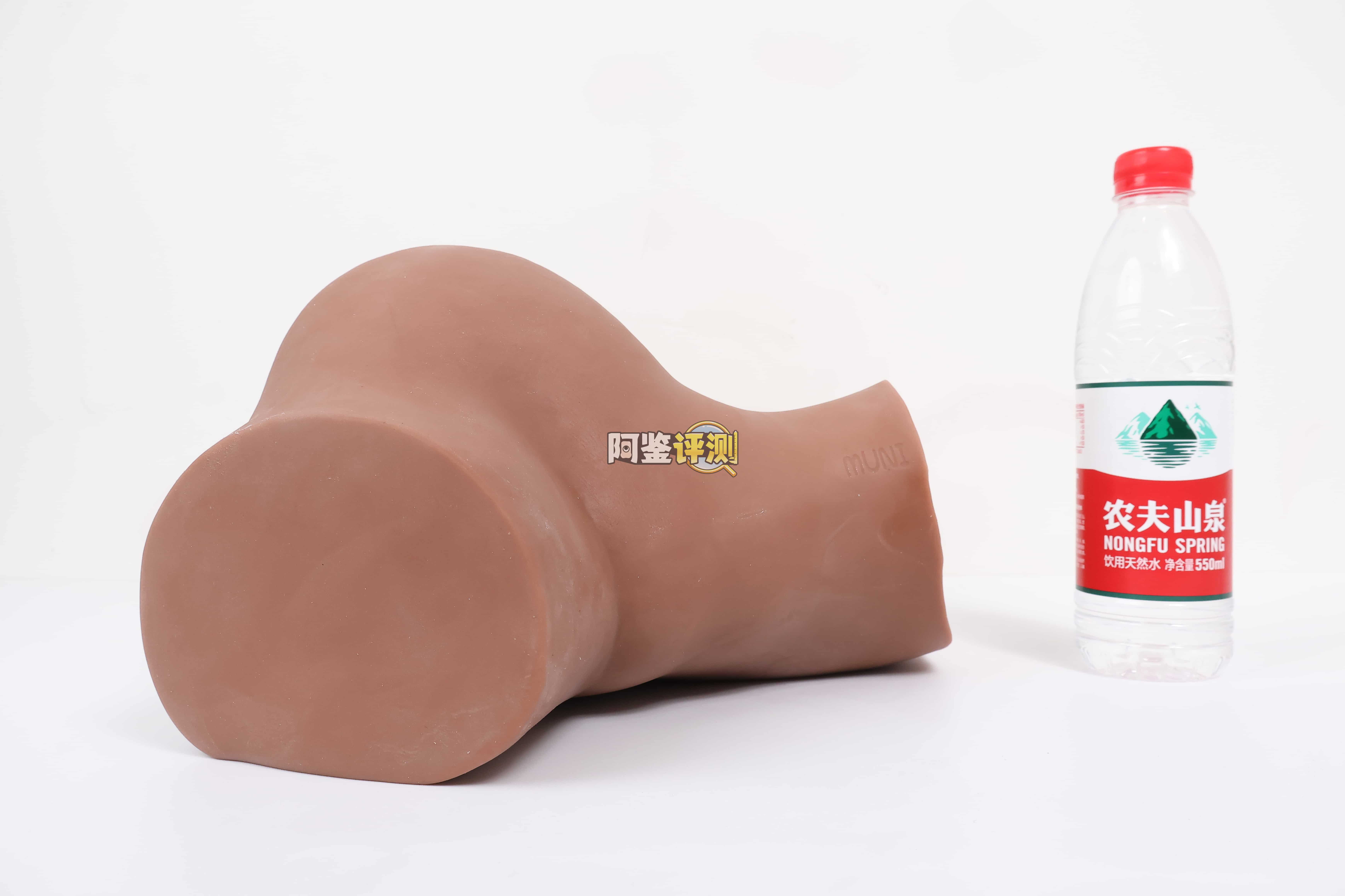 MUNI——”埃及艳后PRO”评测！跨部接触面超大的一字马臀模，厚实腰部带来的独特体积感