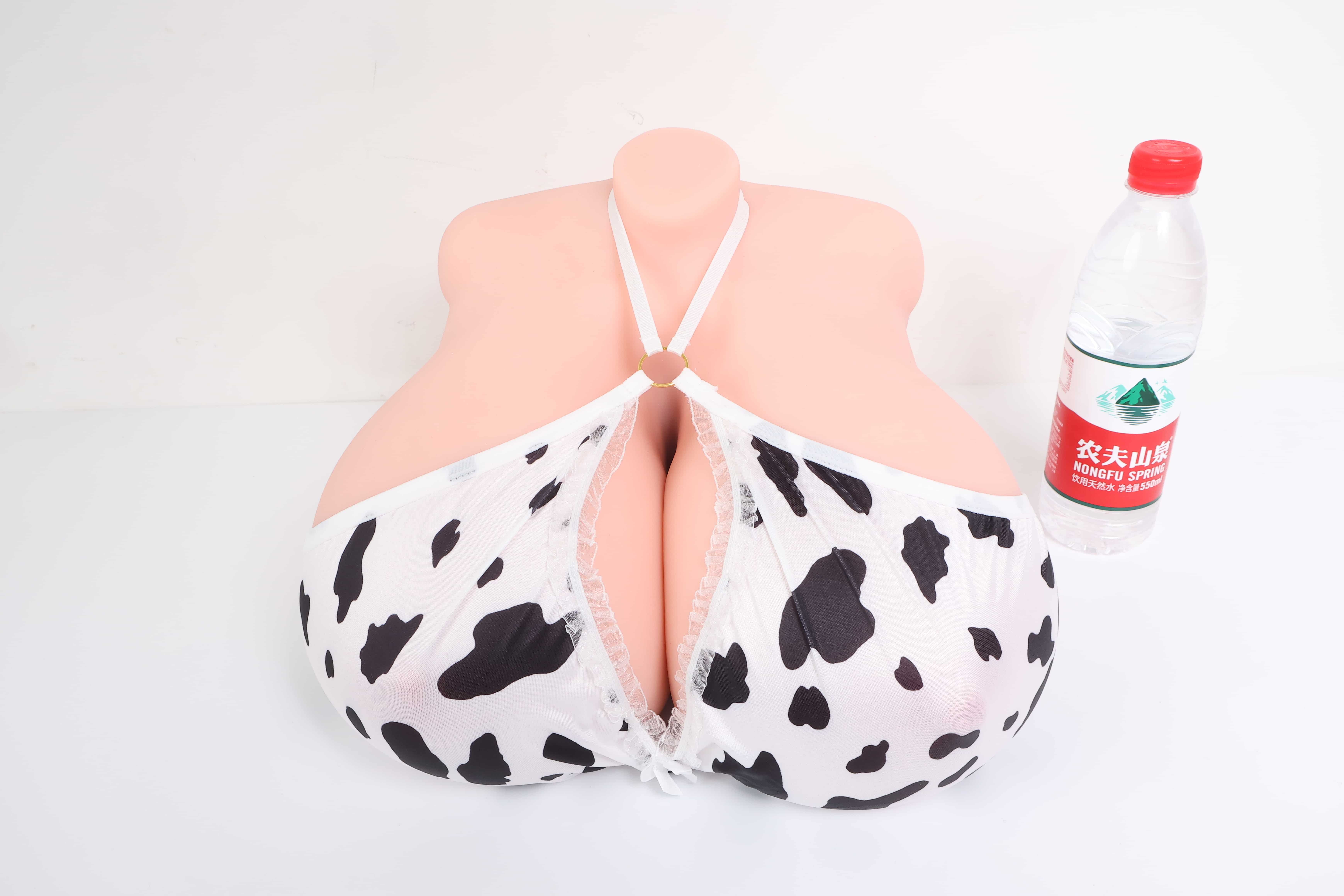 GOSE——”爆乳魔皇”评测！带身体厚度的超大重量胸模，设计上没有缺陷但实用的角度并不算很多