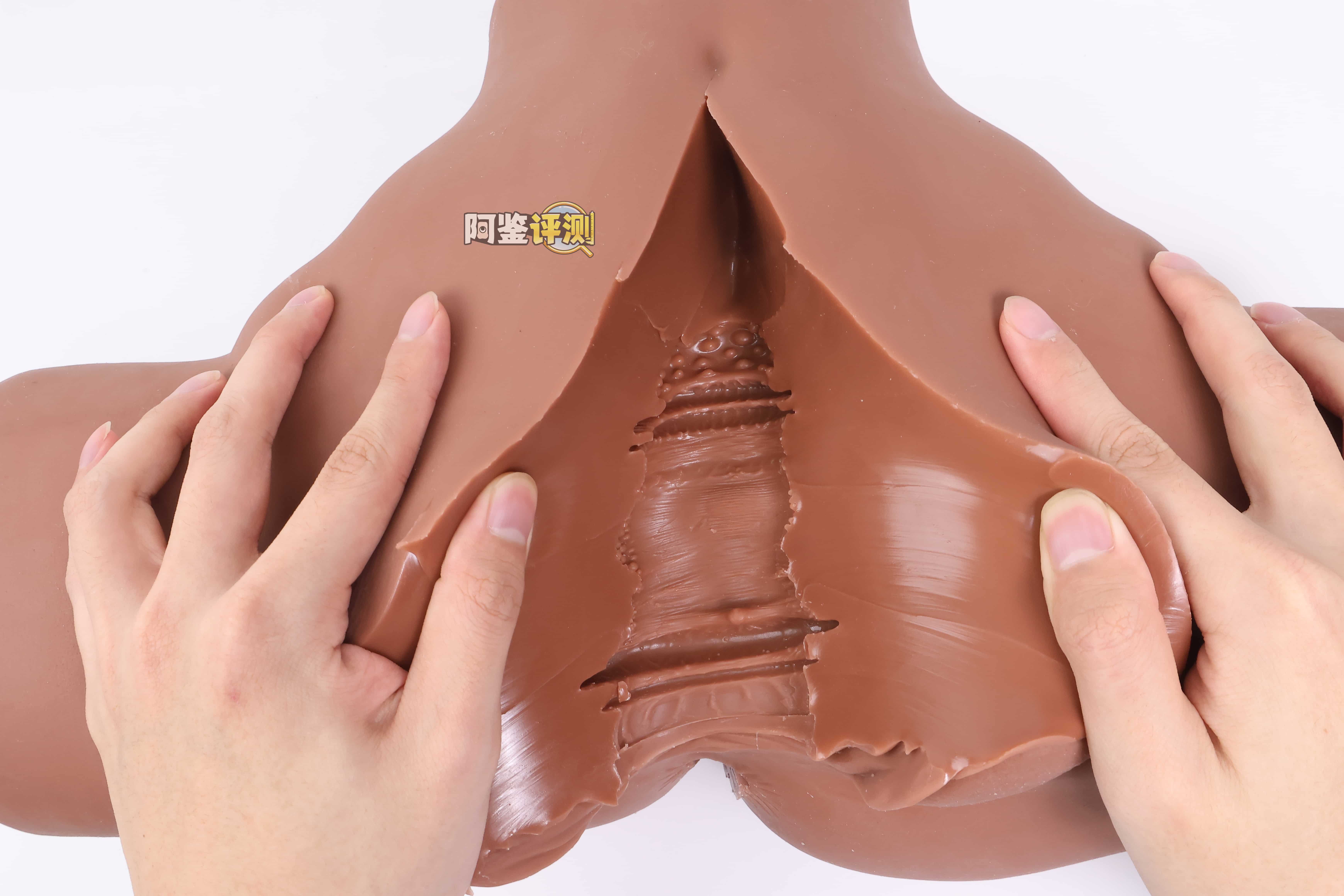 MUNI——”埃及艳后PRO”评测！跨部接触面超大的一字马臀模，厚实腰部带来的独特体积感