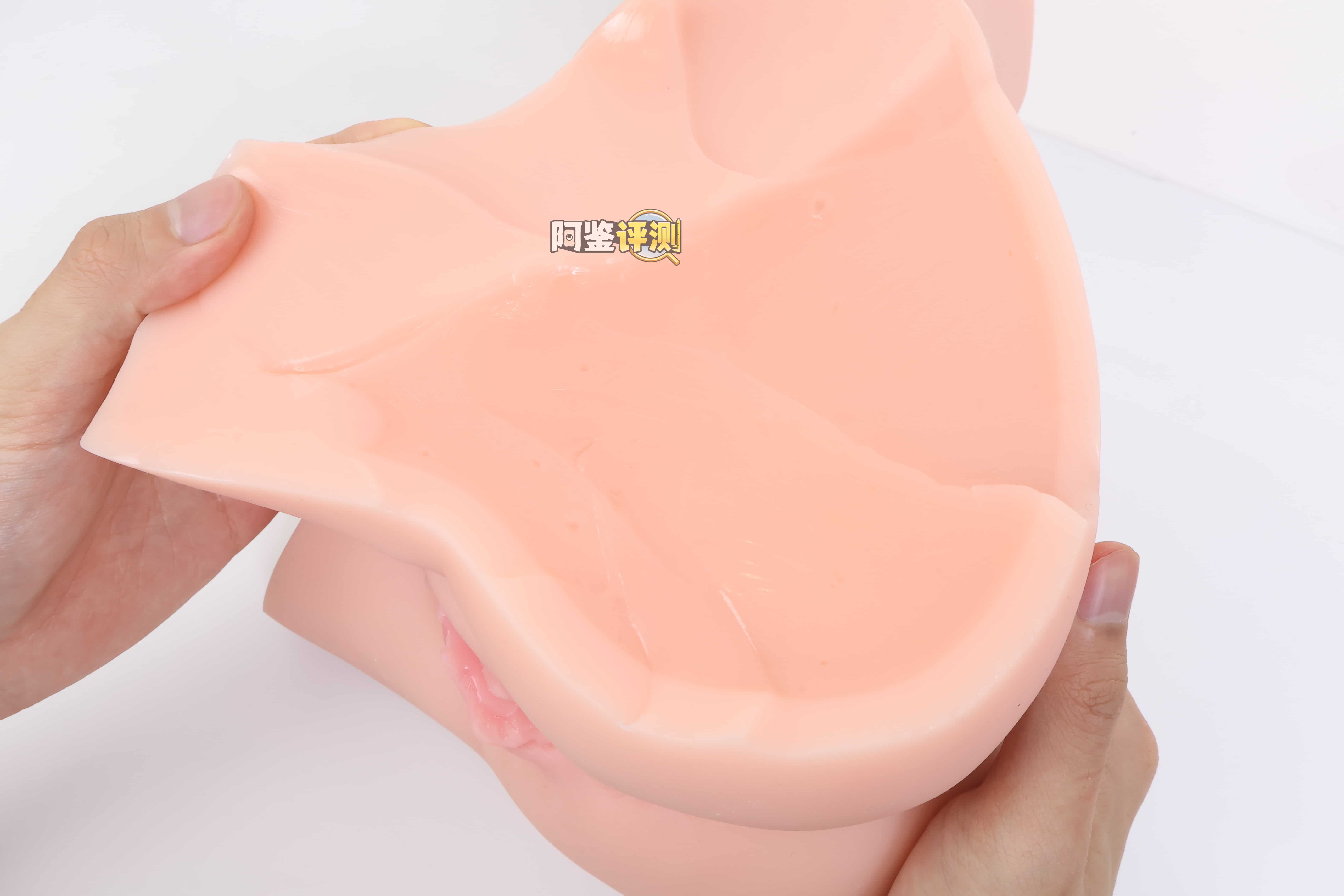 COC——”元气教练”评测！可可狼姬的肉色加大版，但脂软部分感觉做得稍微有些保守