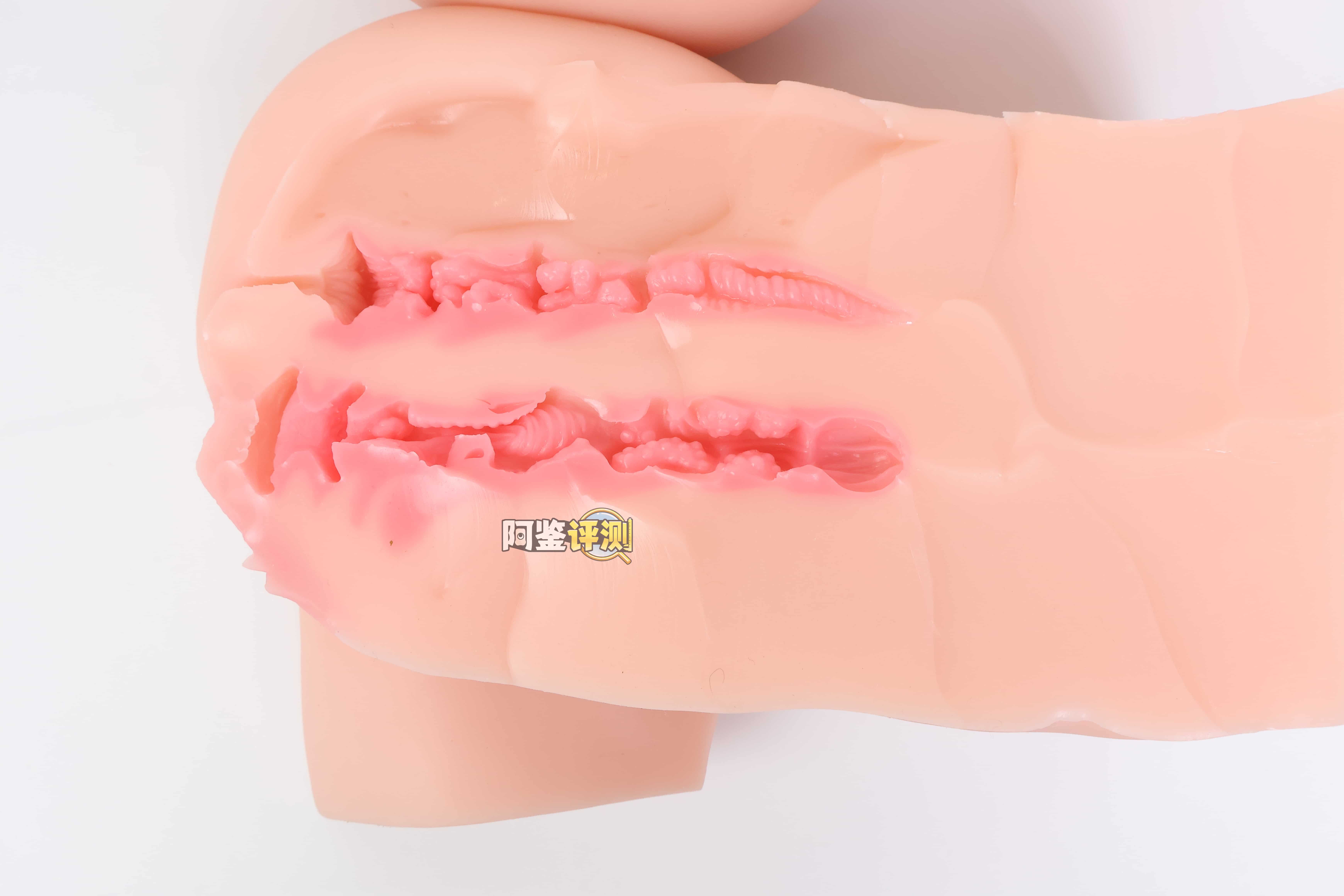 COC——”元气教练”评测！可可狼姬的肉色加大版，但脂软部分感觉做得稍微有些保守