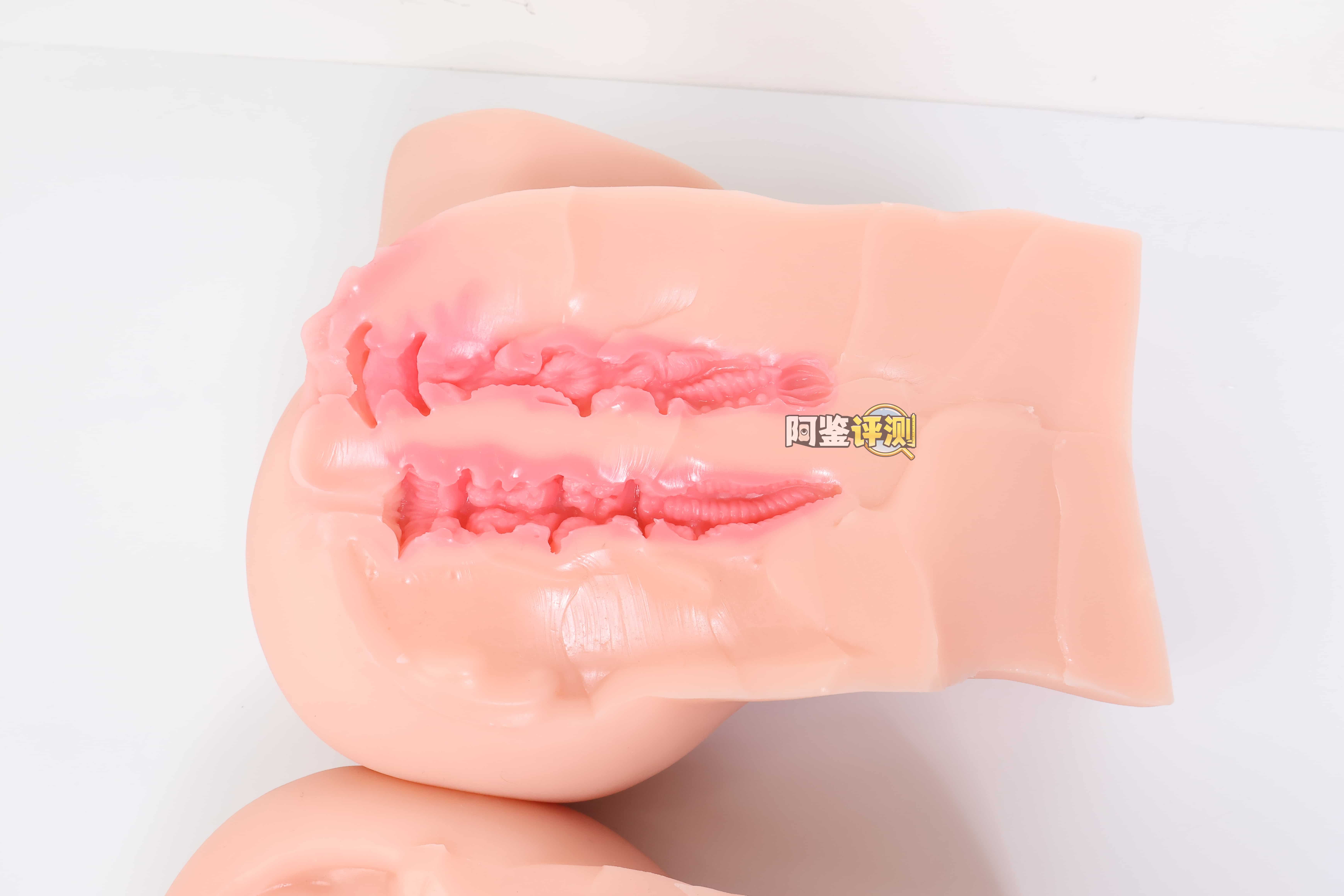 COC——”元气教练”评测！可可狼姬的肉色加大版，但脂软部分感觉做得稍微有些保守