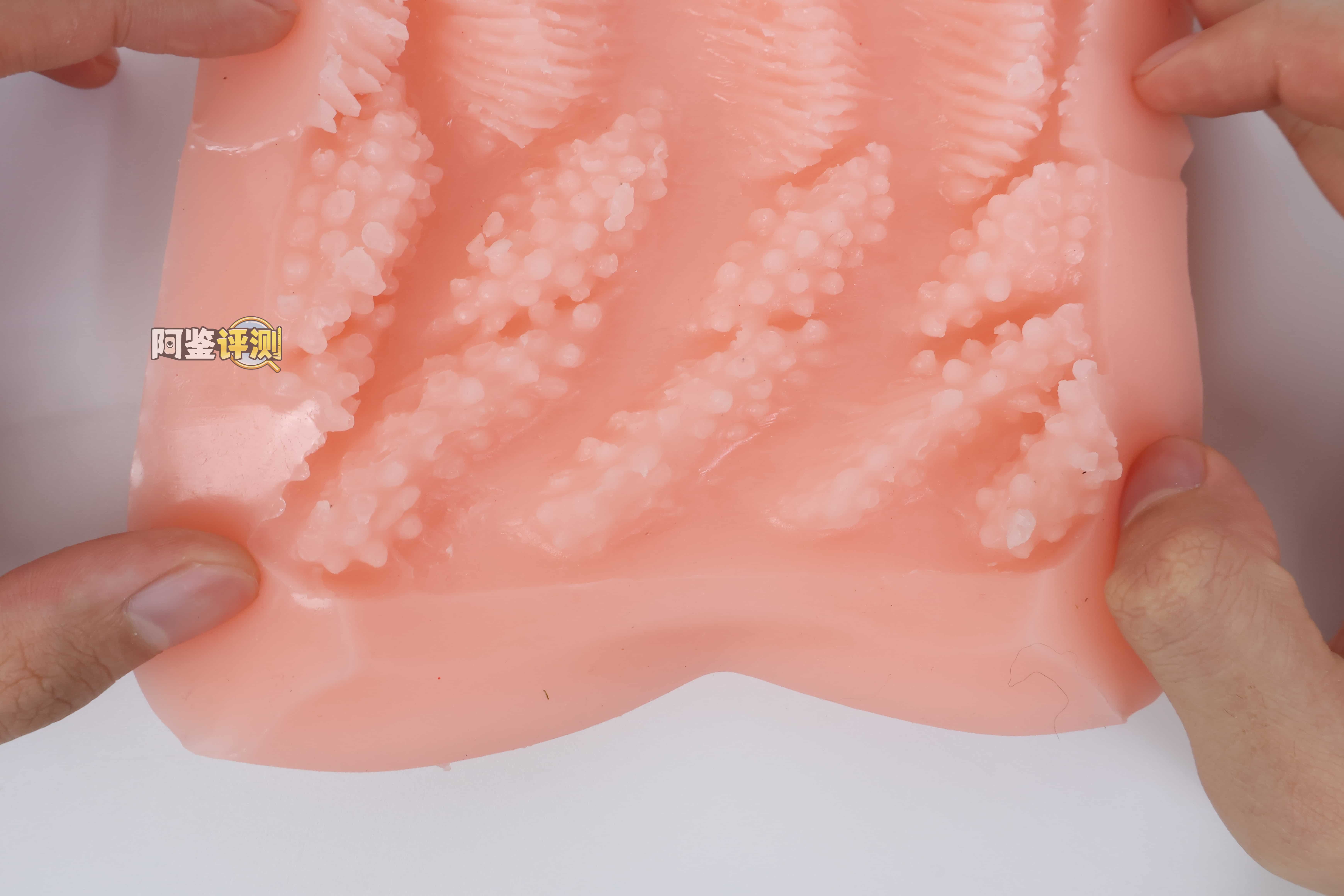KK——“青梅竹马”评测！性处理女仆同款的超软材质+尖锐边缘，由点状变成了块状