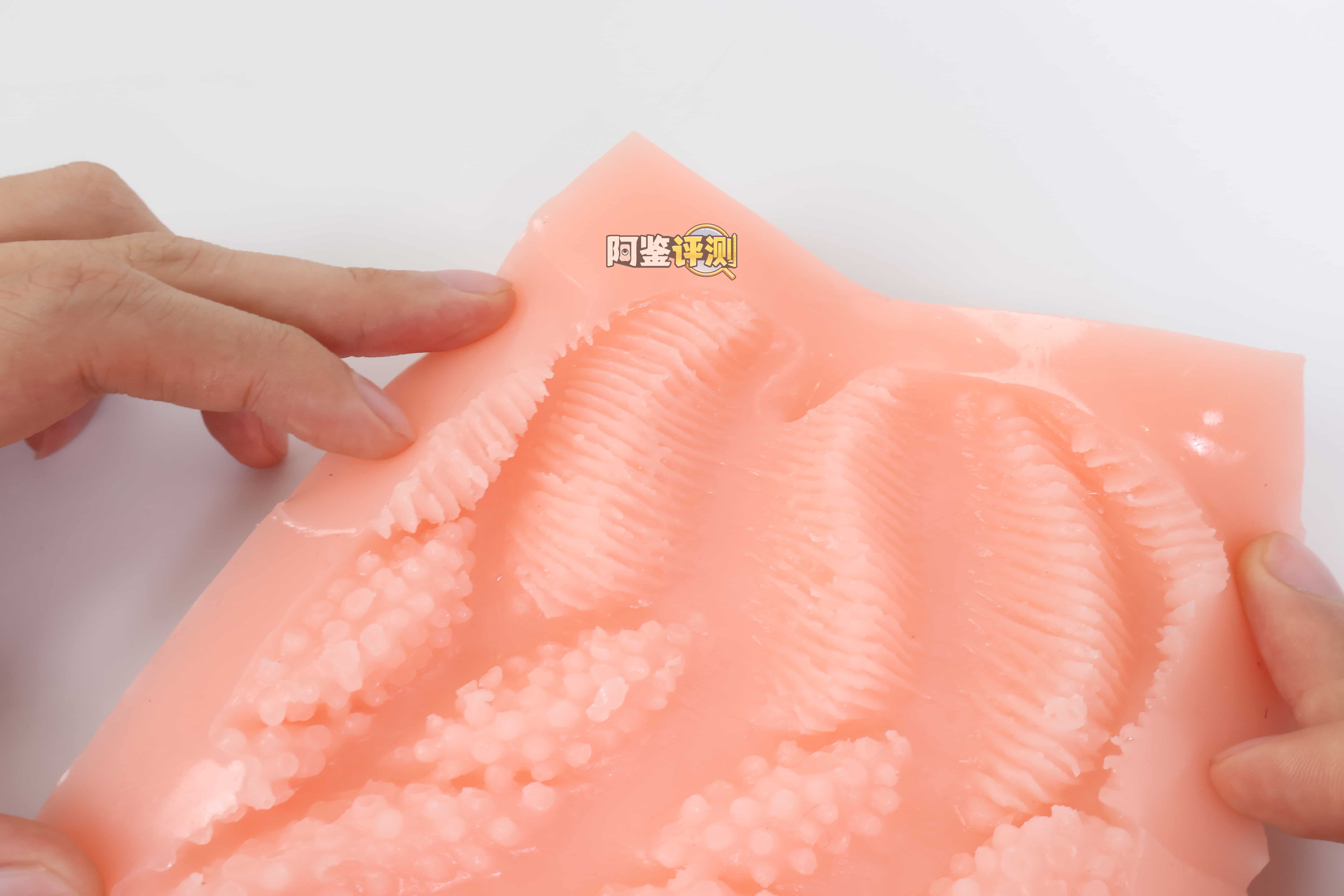 KK——“青梅竹马”评测！性处理女仆同款的超软材质+尖锐边缘，由点状变成了块状
