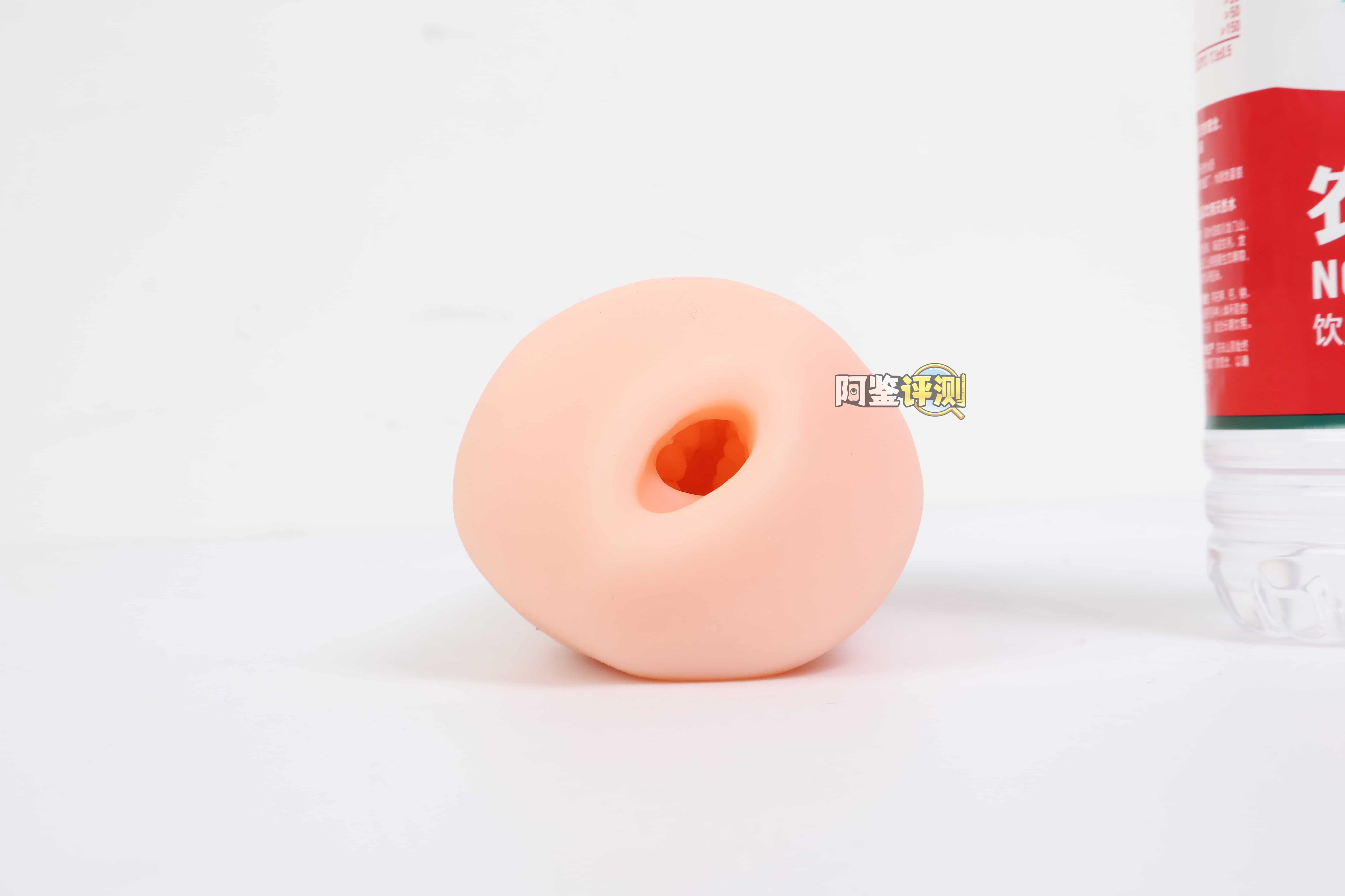 汤玛托易士——”粒肉彼女”评测！本以为是个类仿真结构，没想到还真是小颗粒感！