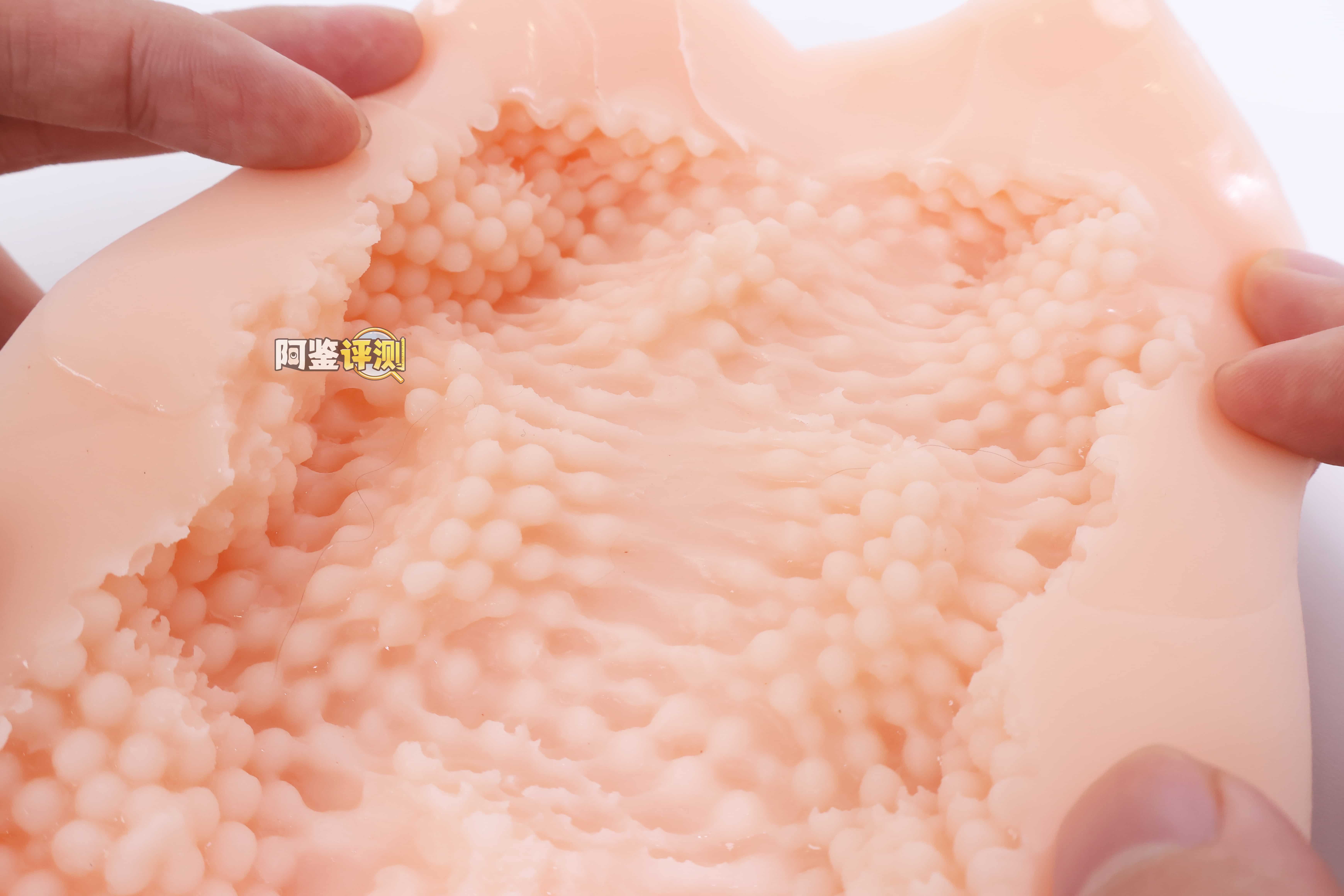 汤玛托易士——”粒肉彼女”评测！本以为是个类仿真结构，没想到还真是小颗粒感！