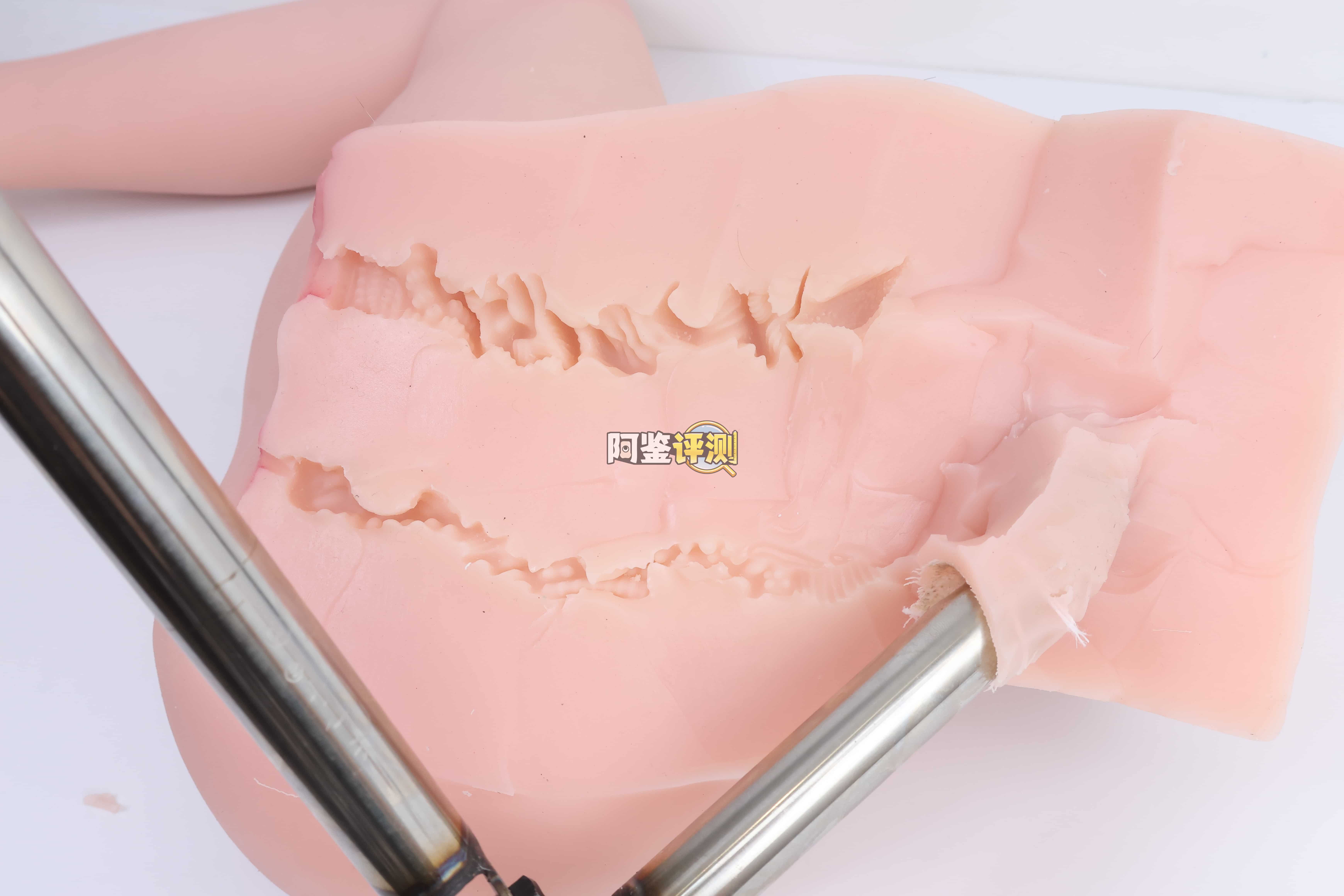 GXP—"魔方姬（腿模）"评测！设计上太过常规，反而凸显出了TPE材质做臀模的“不合适”感