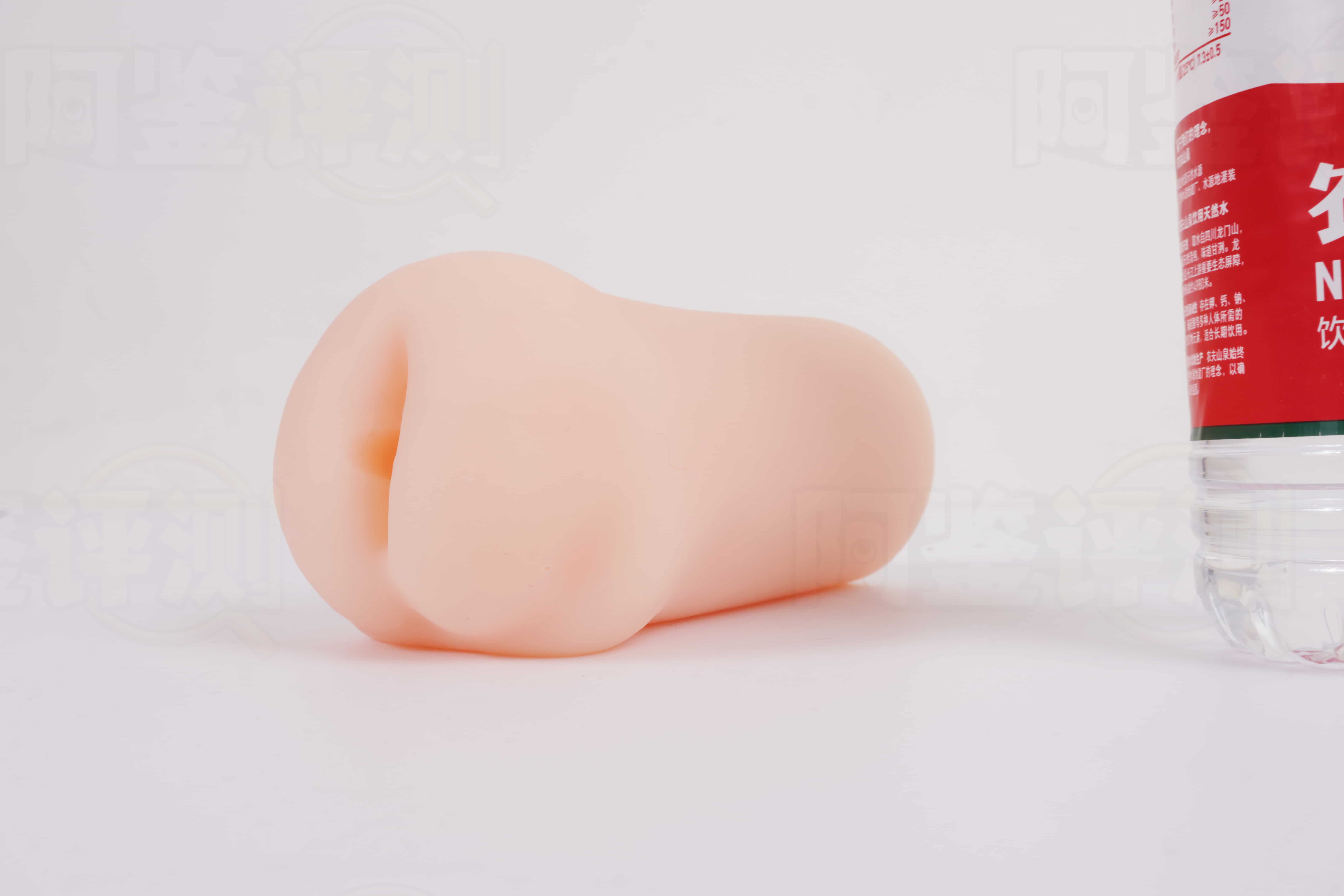 魔眼——”感触标本Tsutsumi”评测！轻飘飘的压力起伏，跟同门姐妹相比，普通得格外刺眼