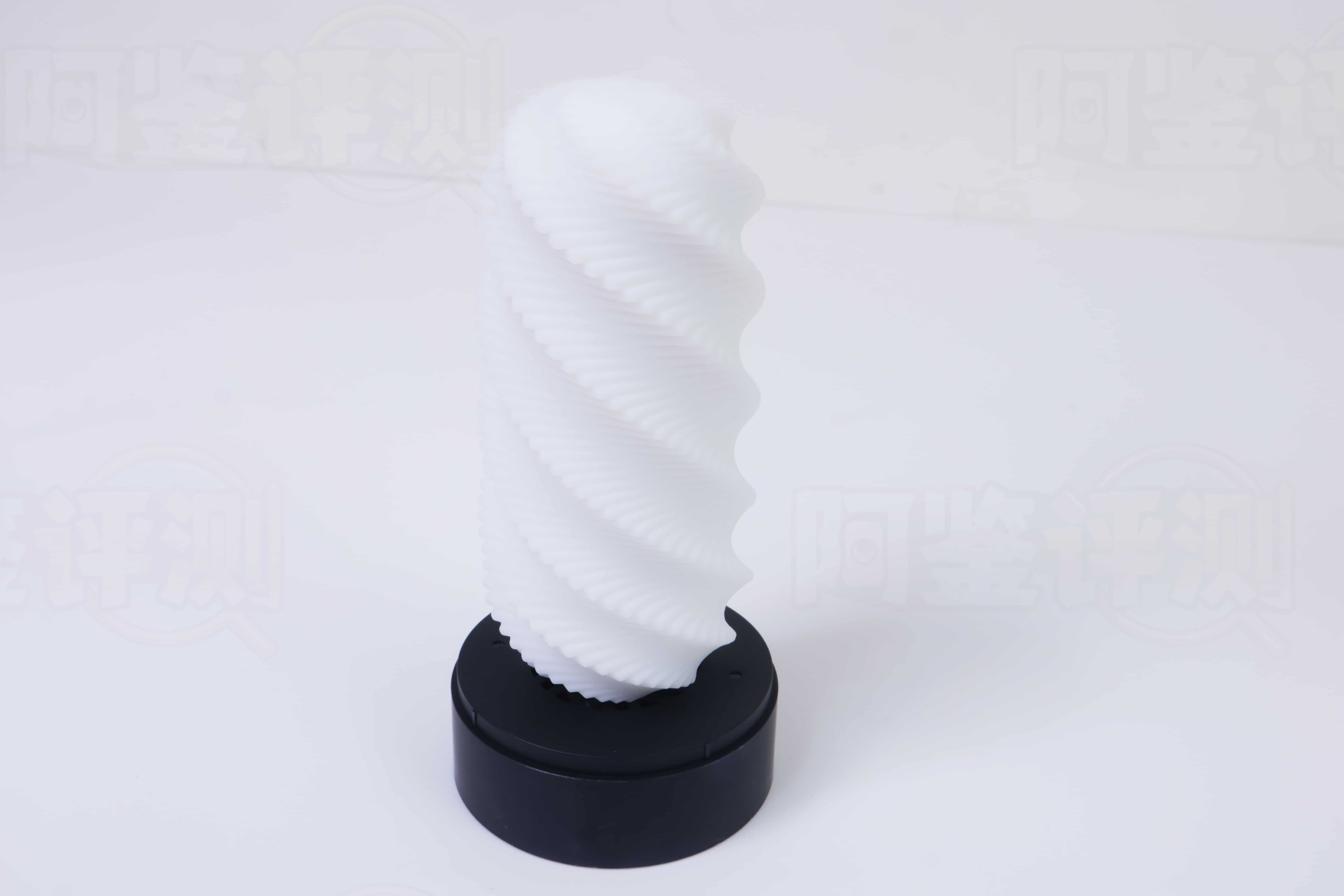 TENGA——”3DX(SPIRAL)”评测!把外层纹理内翻成通道后,竟然做出了接近完美的高密度三角柱