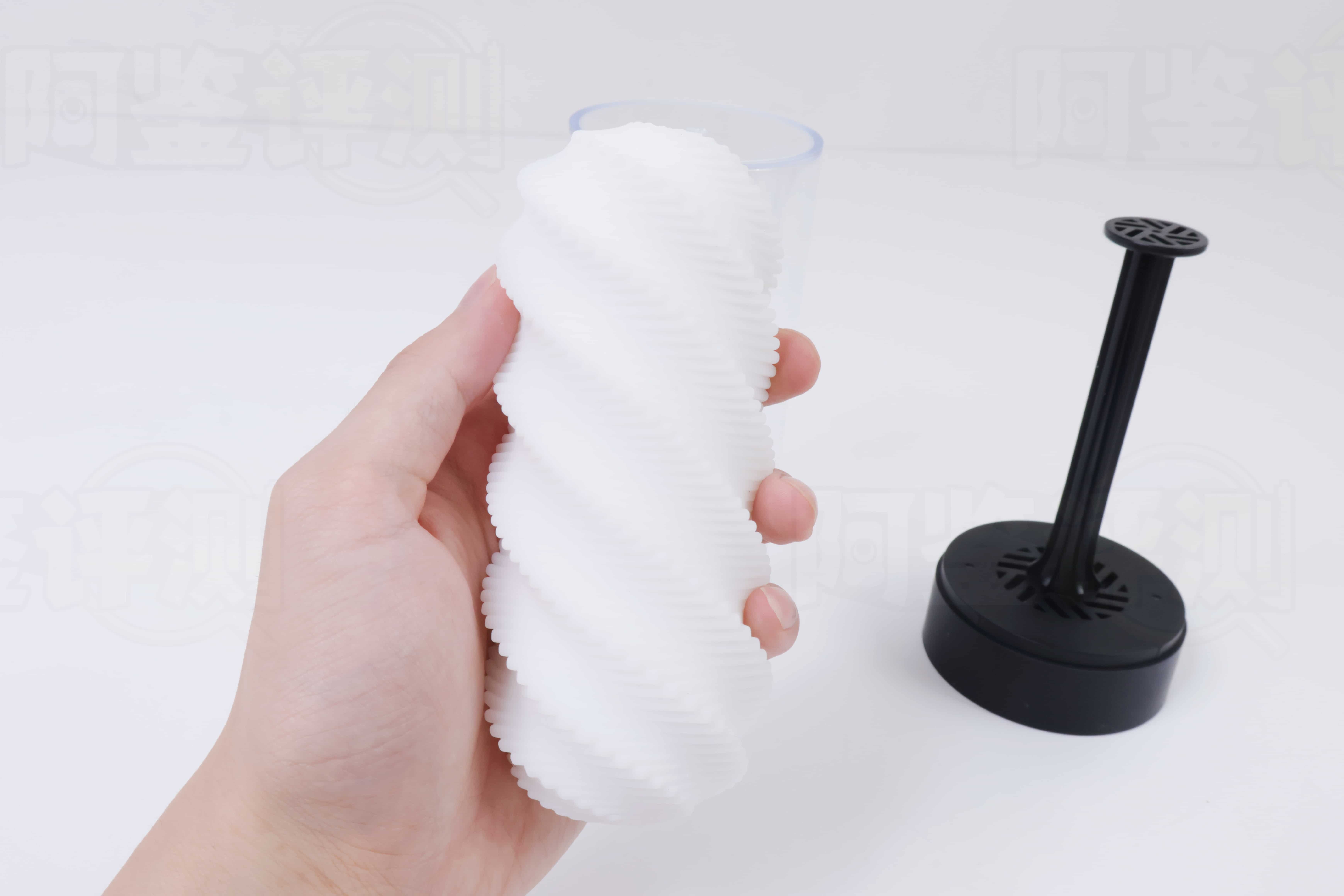 TENGA——”3DX(SPIRAL)”评测！把外层纹理内翻成通道后，竟然做出了接近完美的高密度三角柱