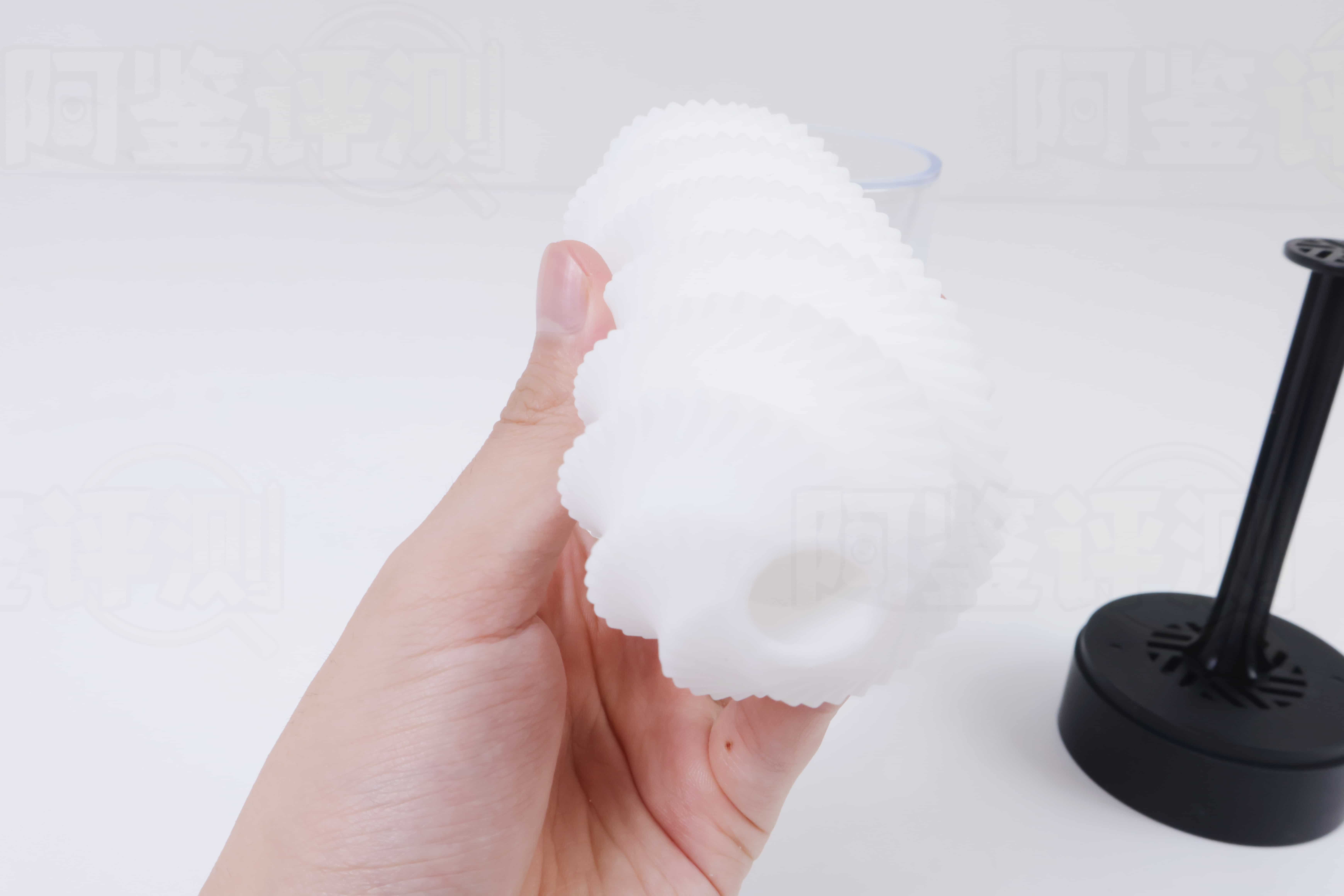 TENGA——”3DX(SPIRAL)”评测!把外层纹理内翻成通道后,竟然做出了接近完美的高密度三角柱