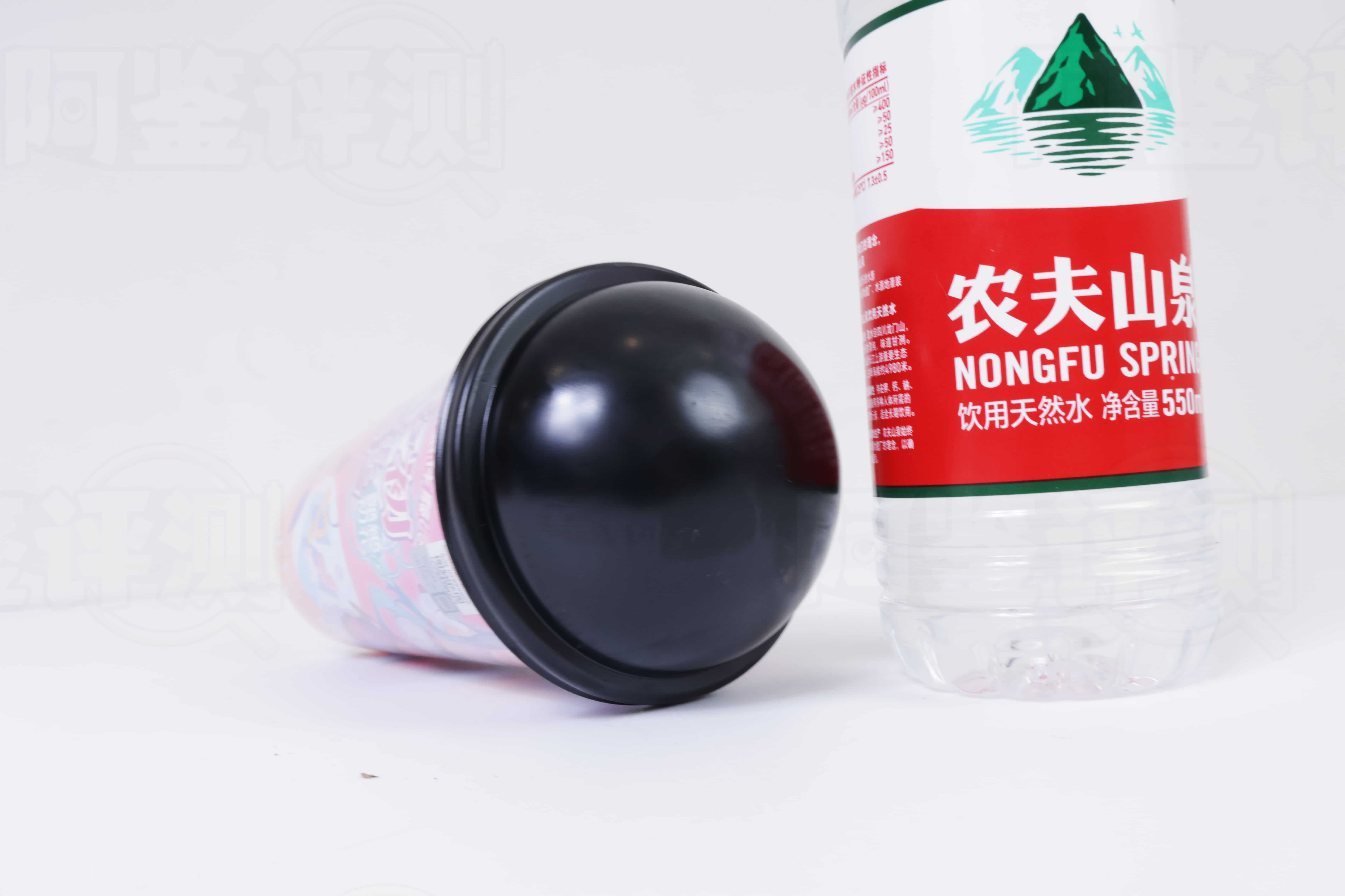 对子哈特——”千美奶茶杯”评测!老热门款商品被一路降级之后,最后变成了体验和定位都站不住的尴尬小杯