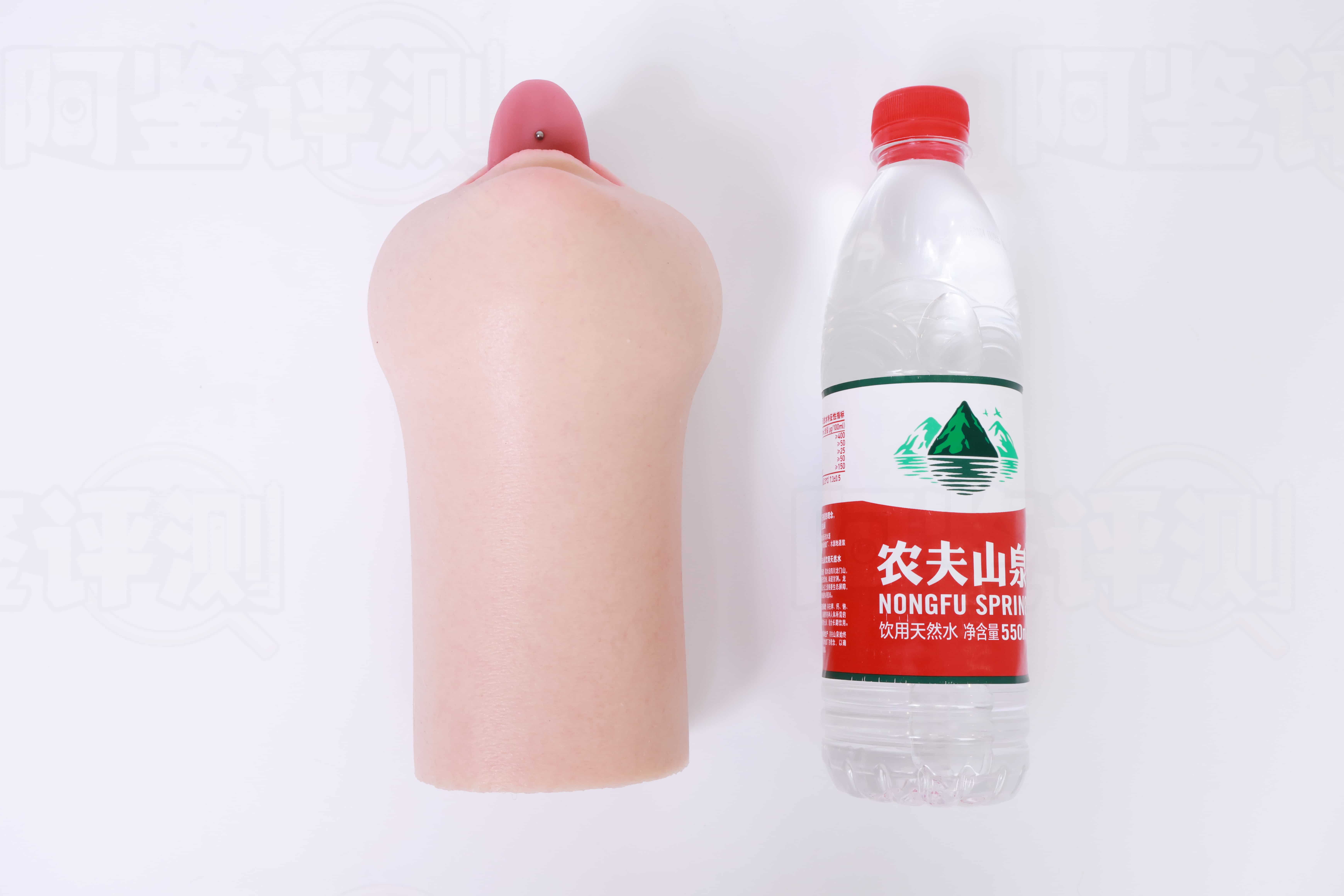 幻形——”噗噗阿黑杯”评测！脸做到了业内顶级，通道还是硅胶那副老样子